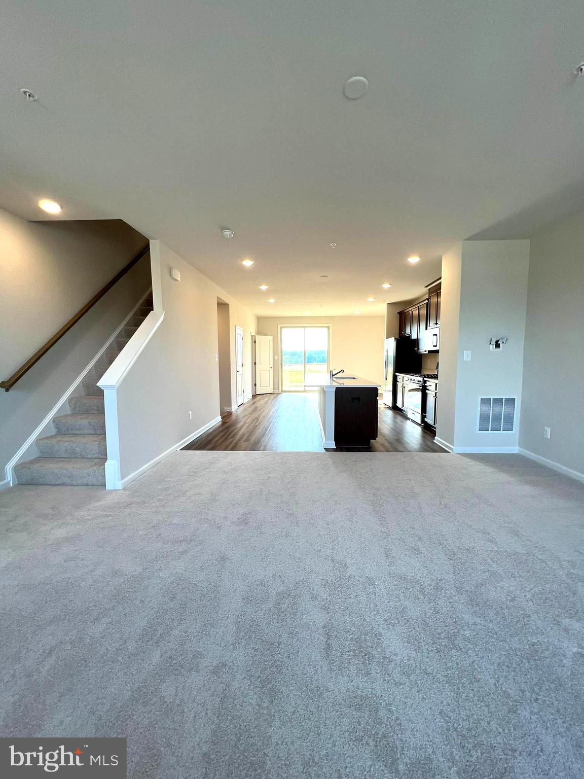 MILL BRANCH CROSSING - Residential Lease