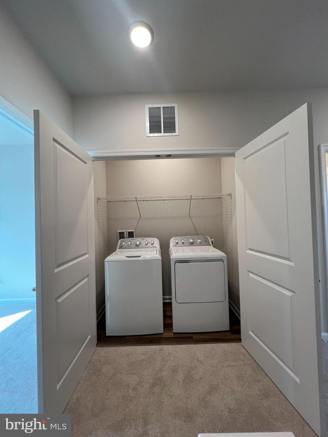 MILL BRANCH CROSSING - Residential Lease