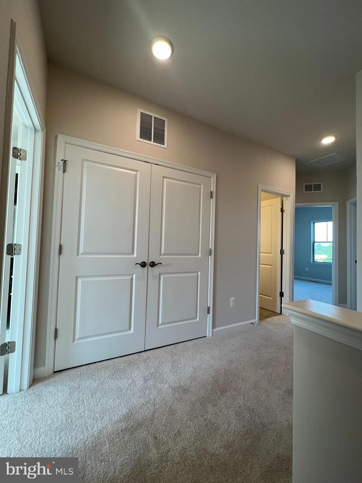 MILL BRANCH CROSSING - Residential Lease