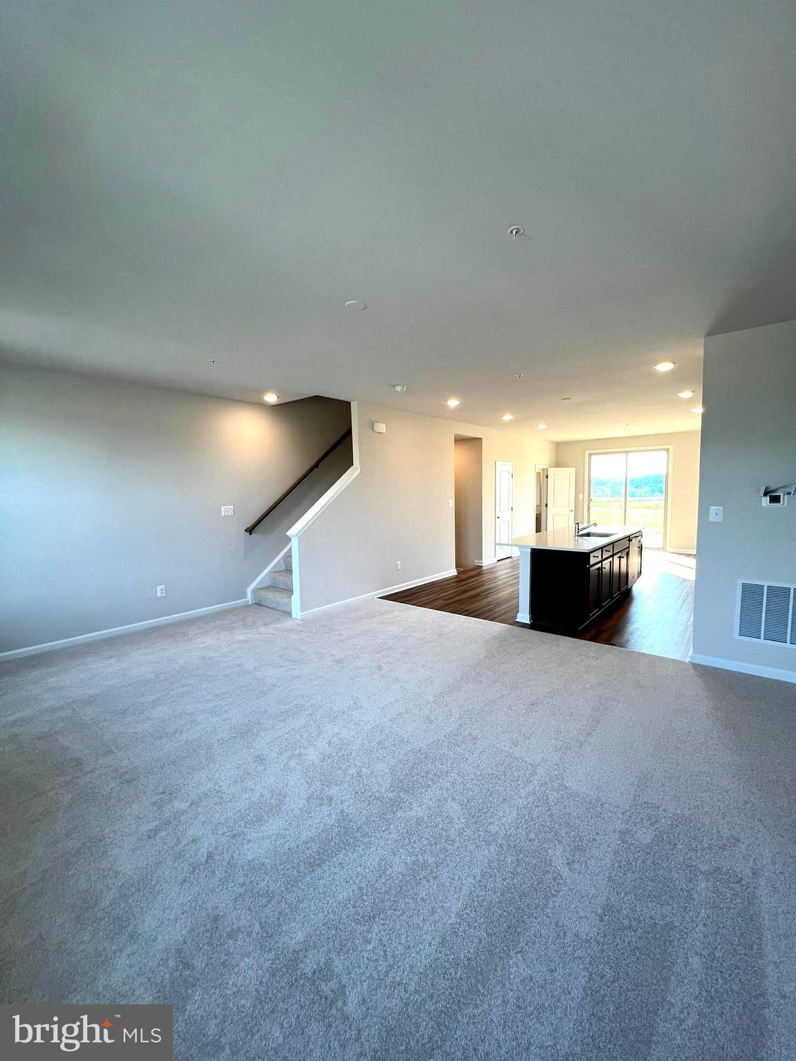 MILL BRANCH CROSSING - Residential Lease