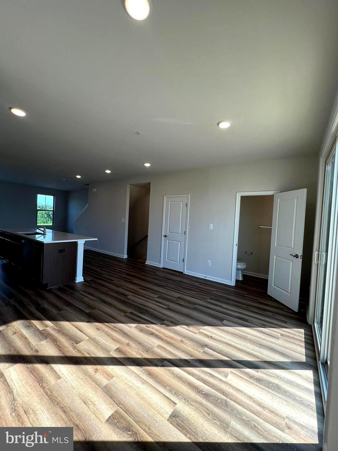 MILL BRANCH CROSSING - Residential Lease