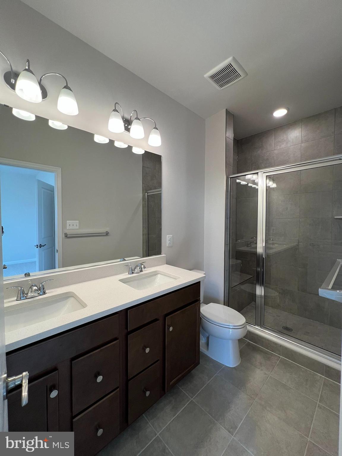 MILL BRANCH CROSSING - Residential Lease