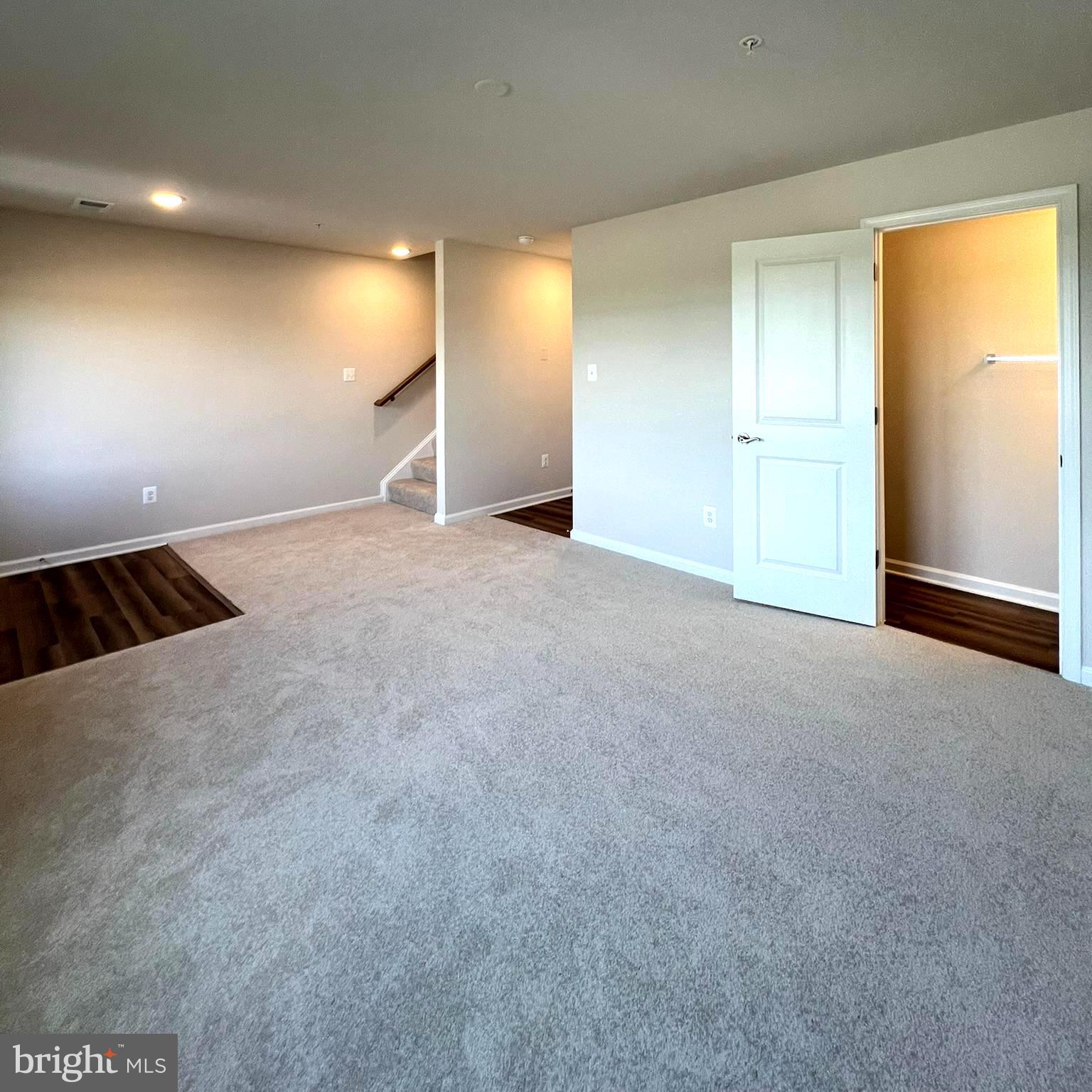 MILL BRANCH CROSSING - Residential Lease