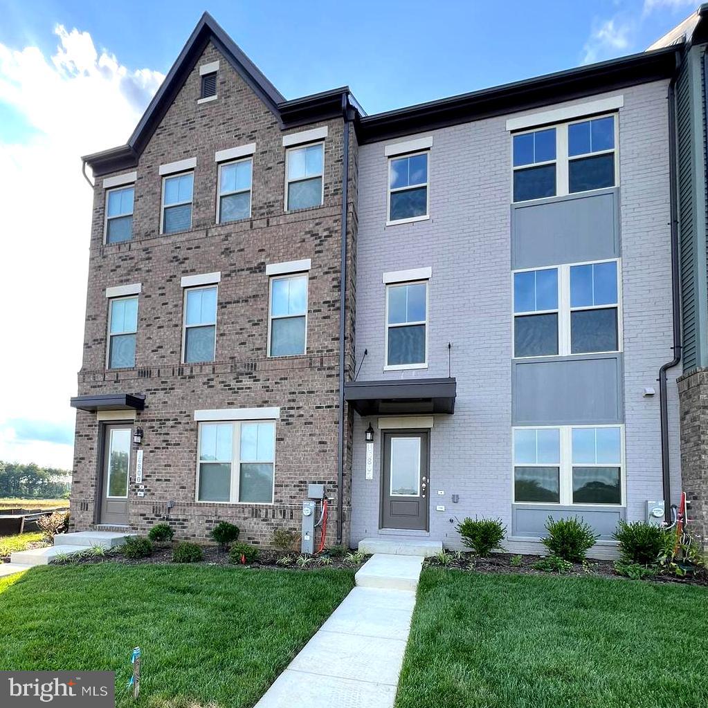 MILL BRANCH CROSSING - Residential Lease