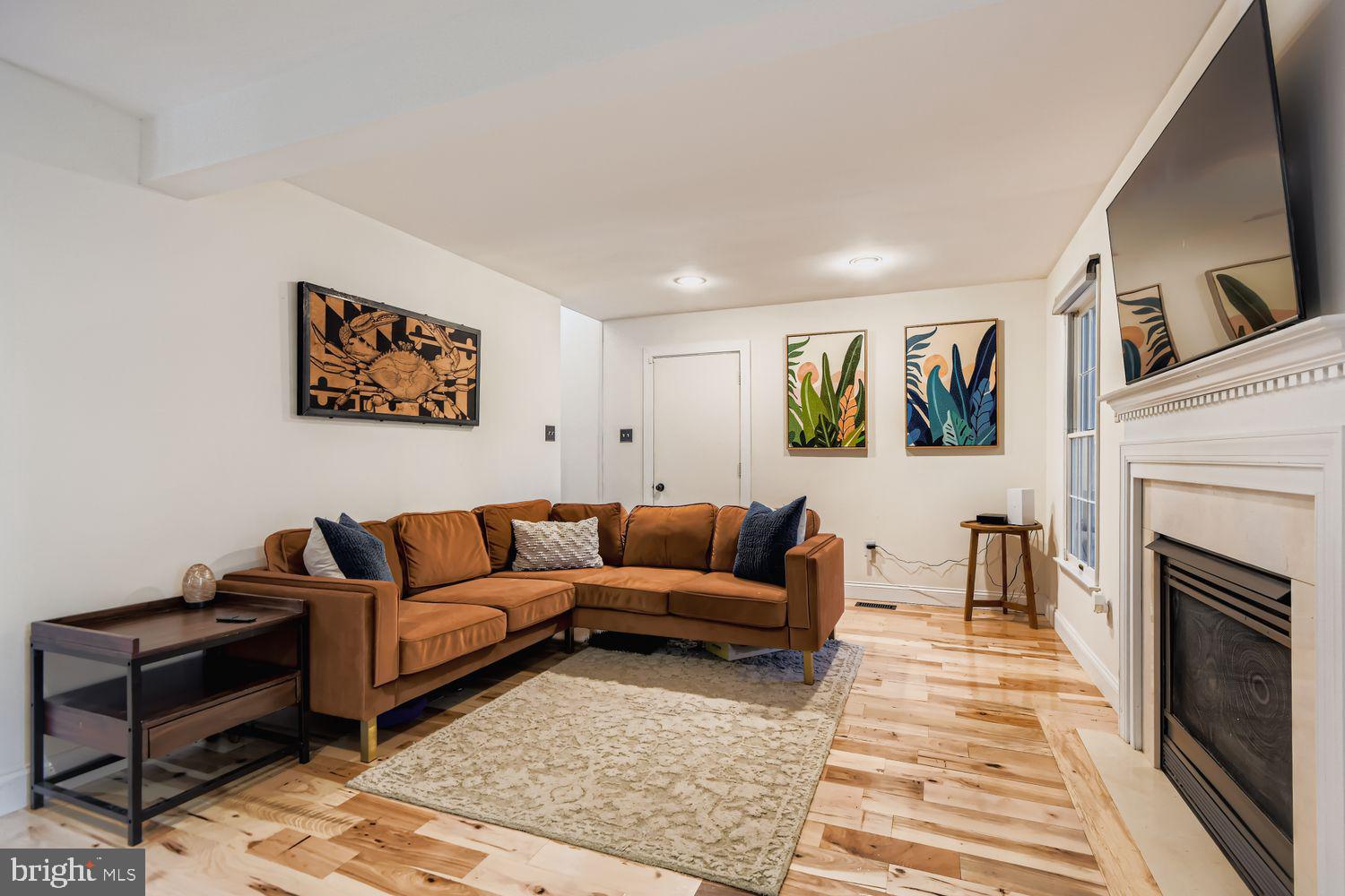 HUNTERS GLEN - Residential