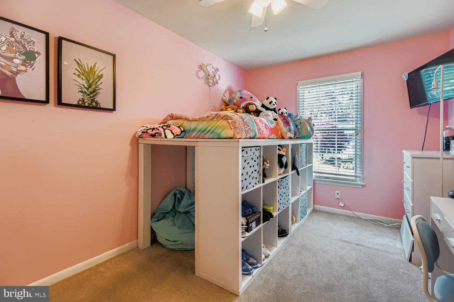 HUNTERS GLEN - Residential