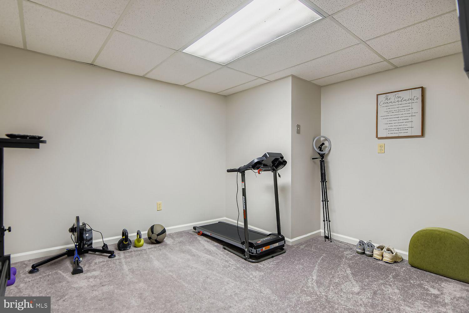 HUNTERS GLEN - Residential