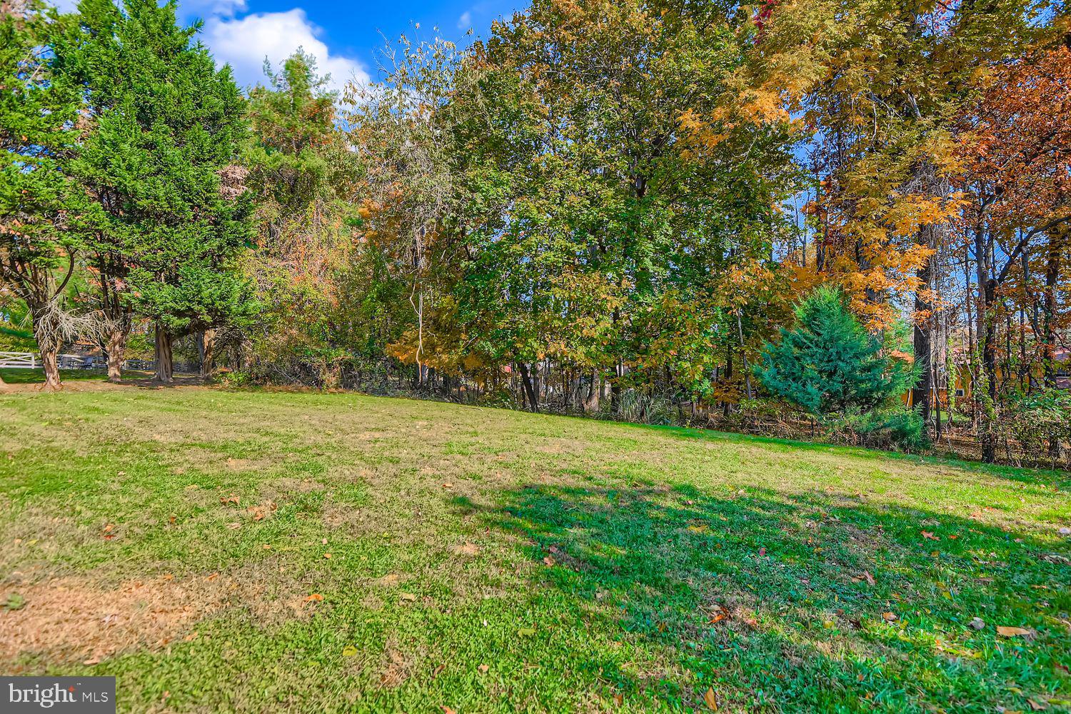 HUNTERS GLEN - Residential