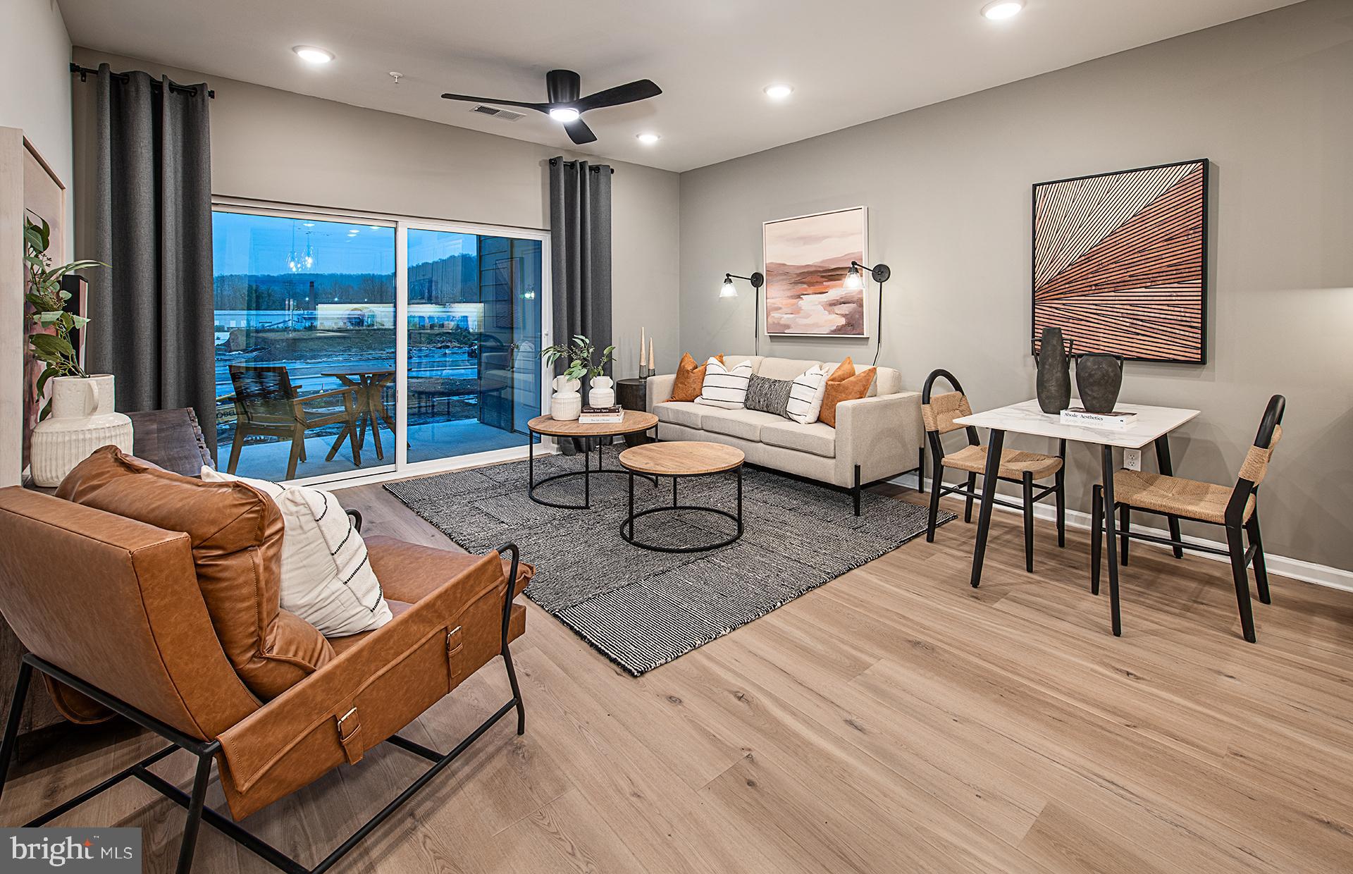 WASHINGTON PLACE - Residential