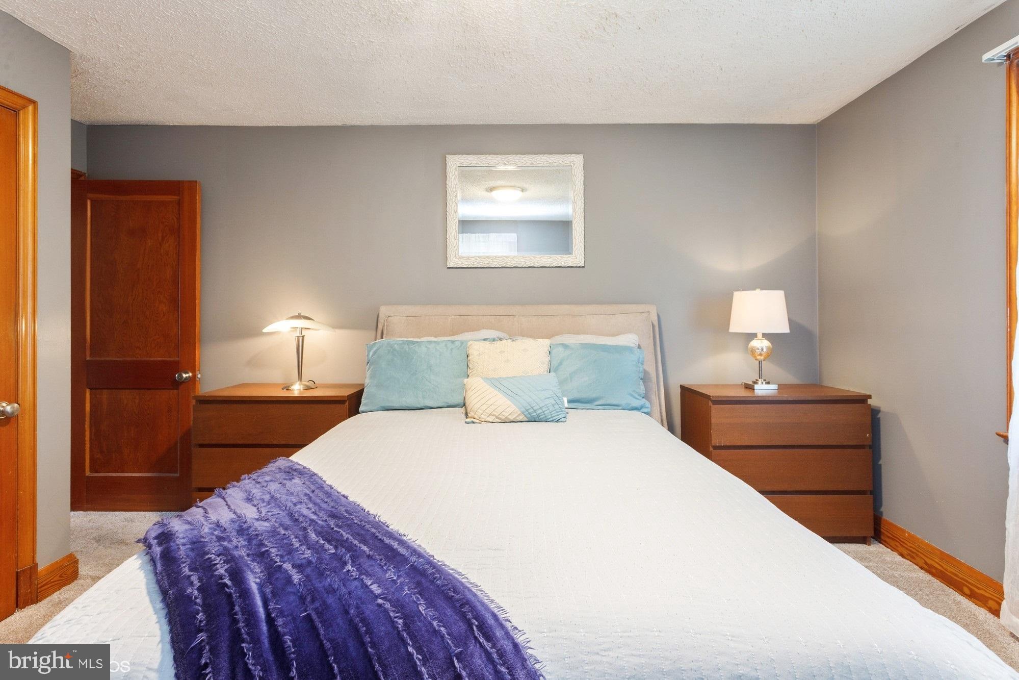 ROSEDALE - Residential