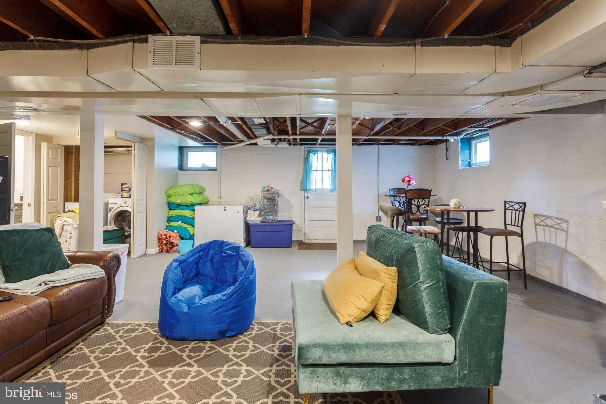 ROSEDALE - Residential