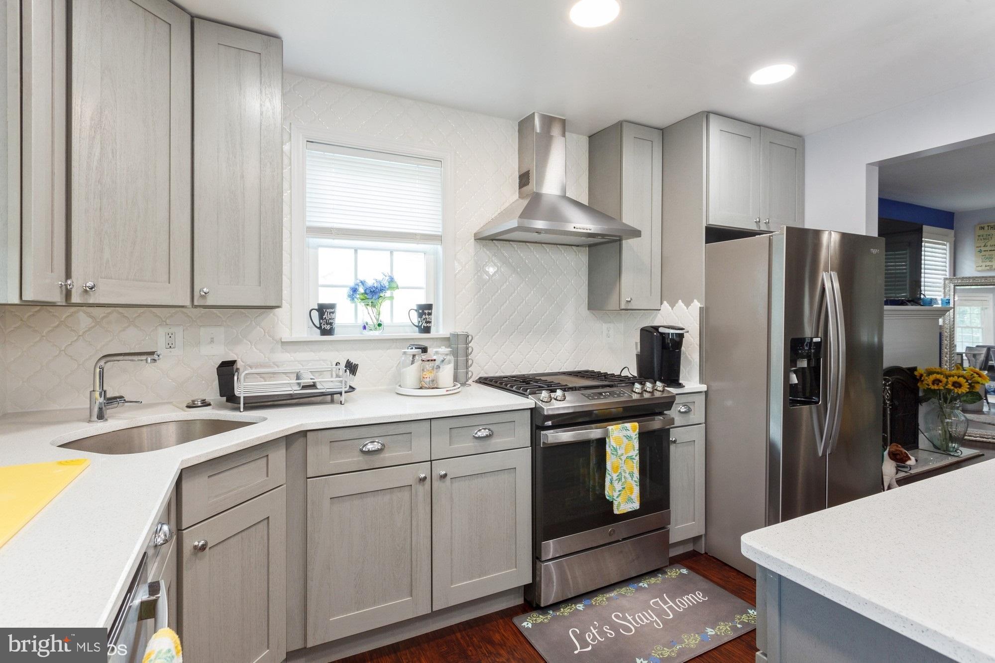 ROSEDALE - Residential