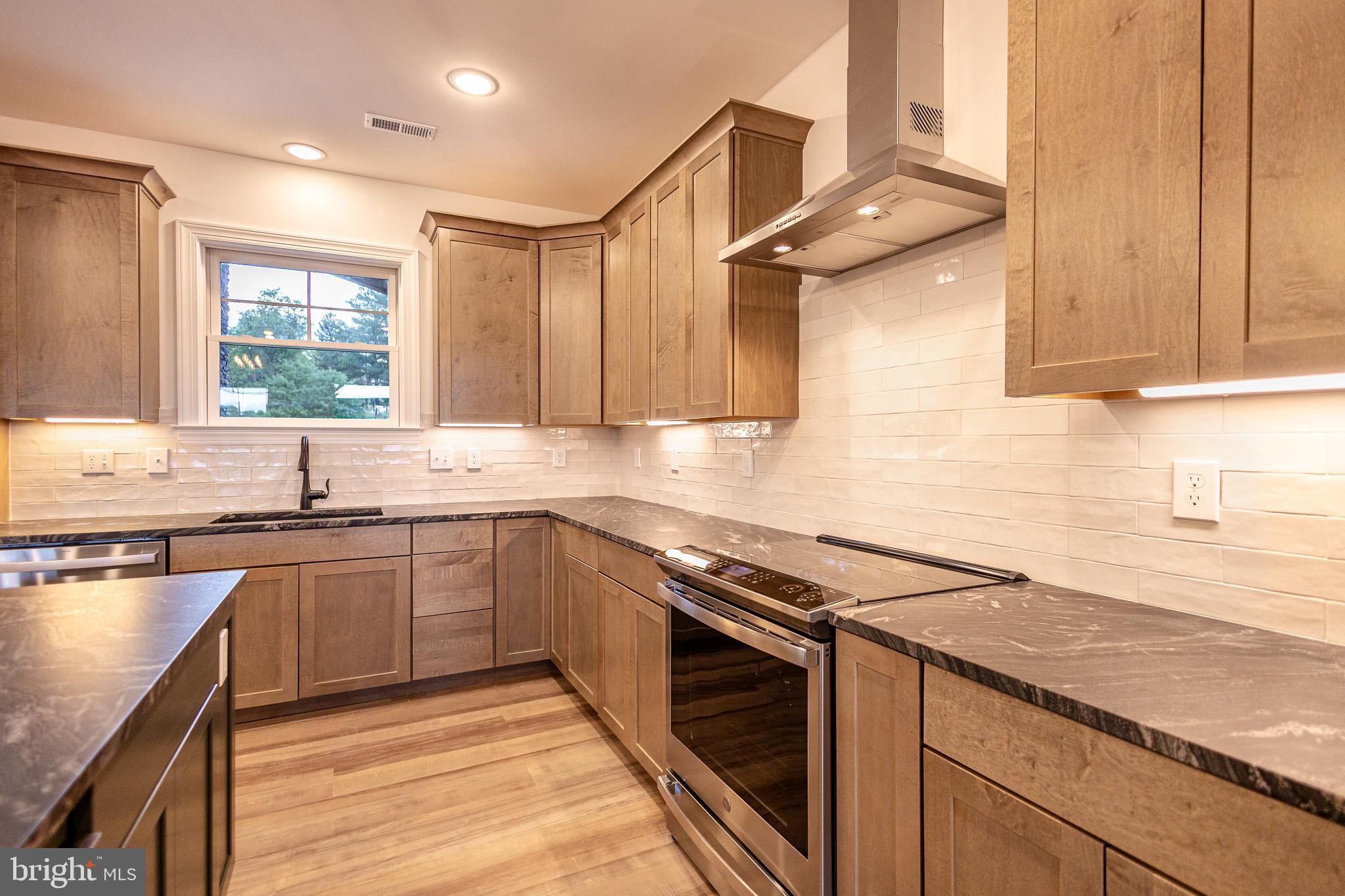 THE RESERVE AT TUSCARORA - Residential