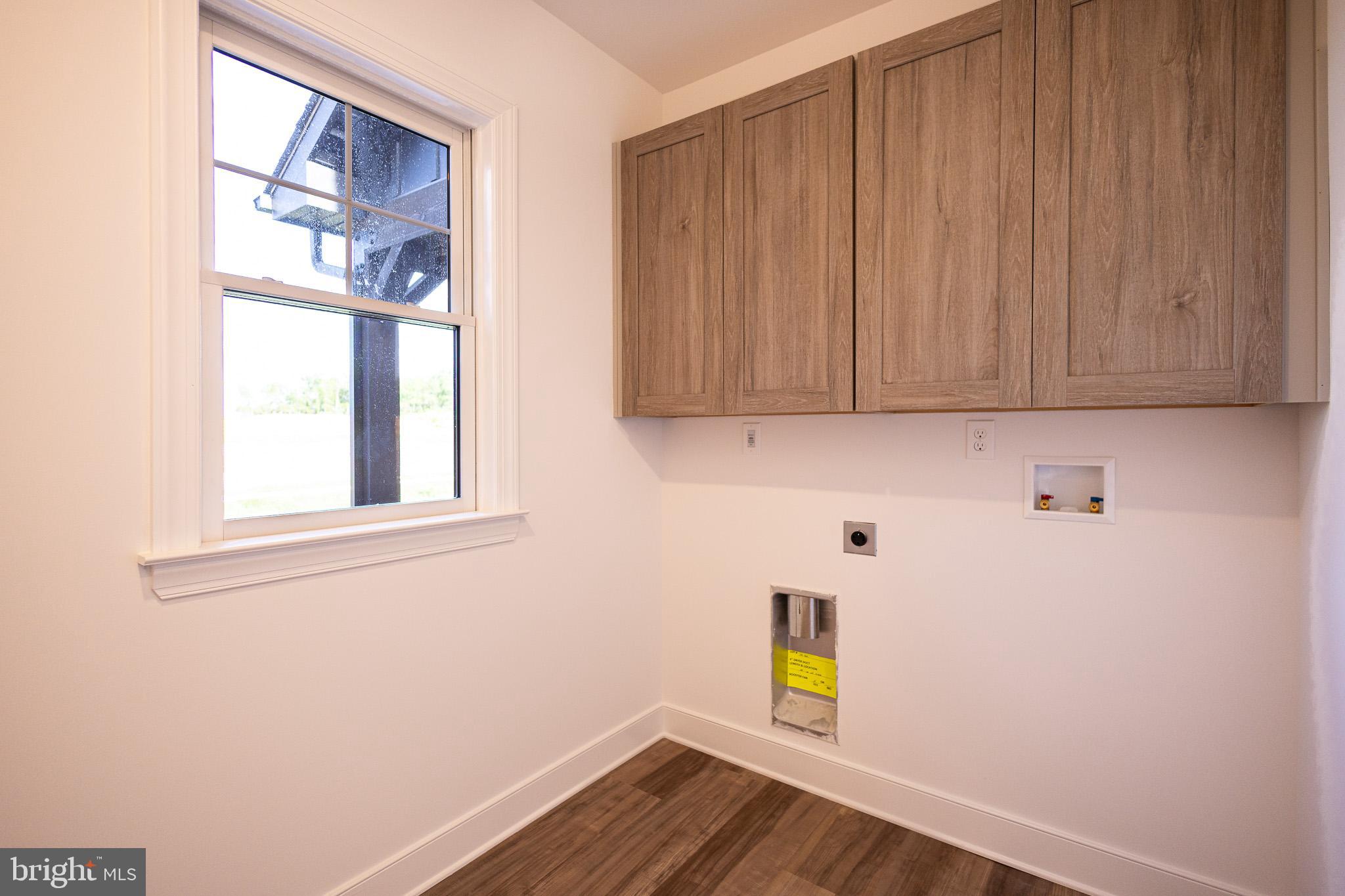 THE RESERVE AT TUSCARORA - Residential