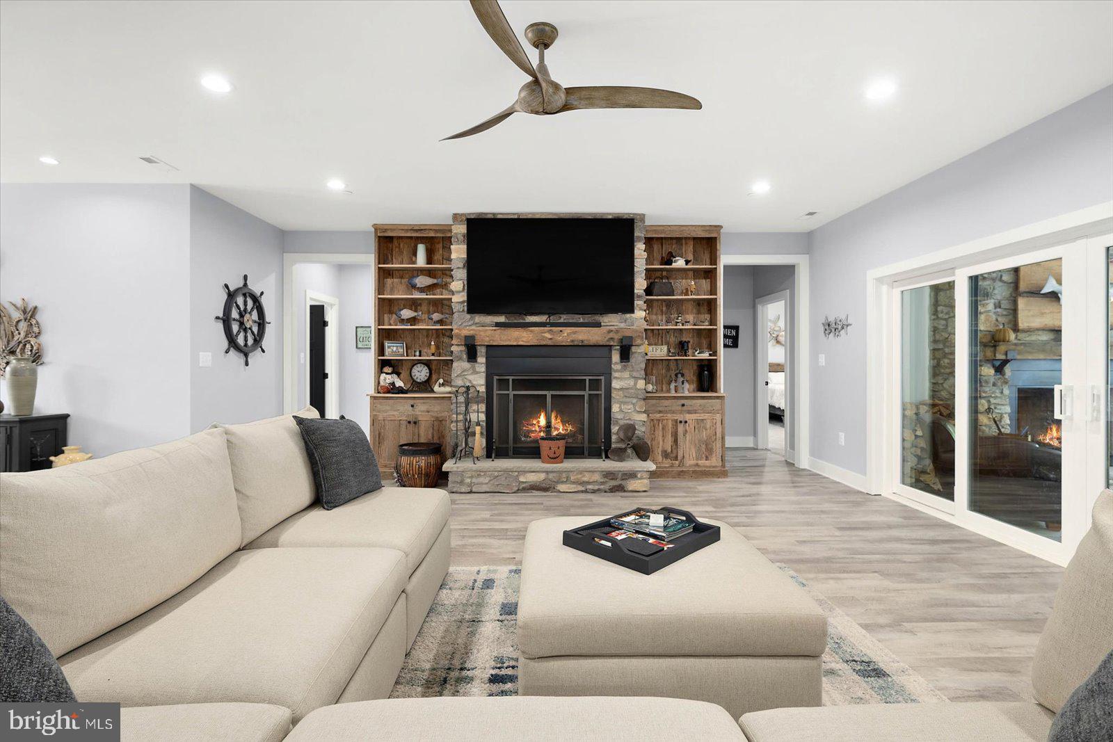 GLEN RIDDLE - Residential