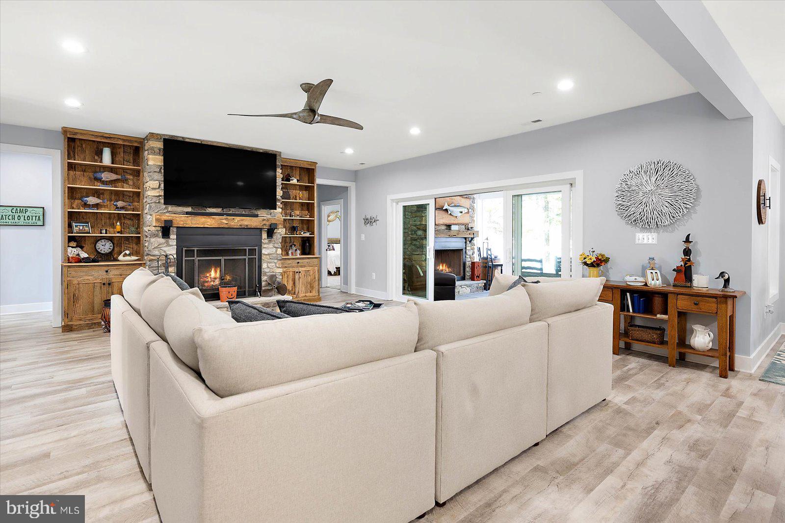 GLEN RIDDLE - Residential