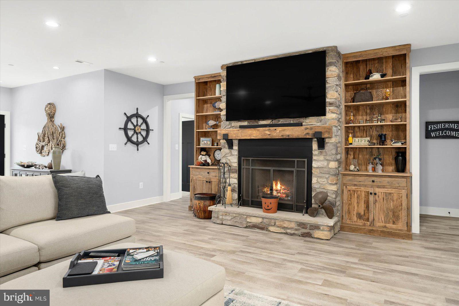 GLEN RIDDLE - Residential