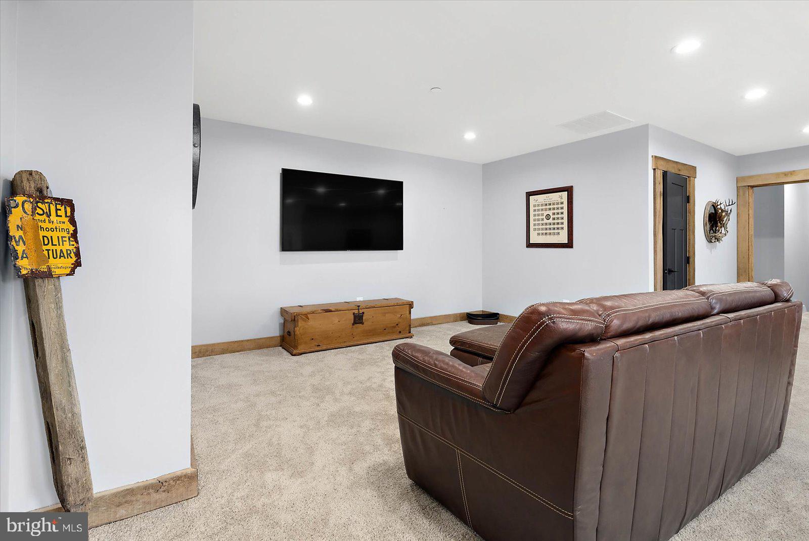 GLEN RIDDLE - Residential