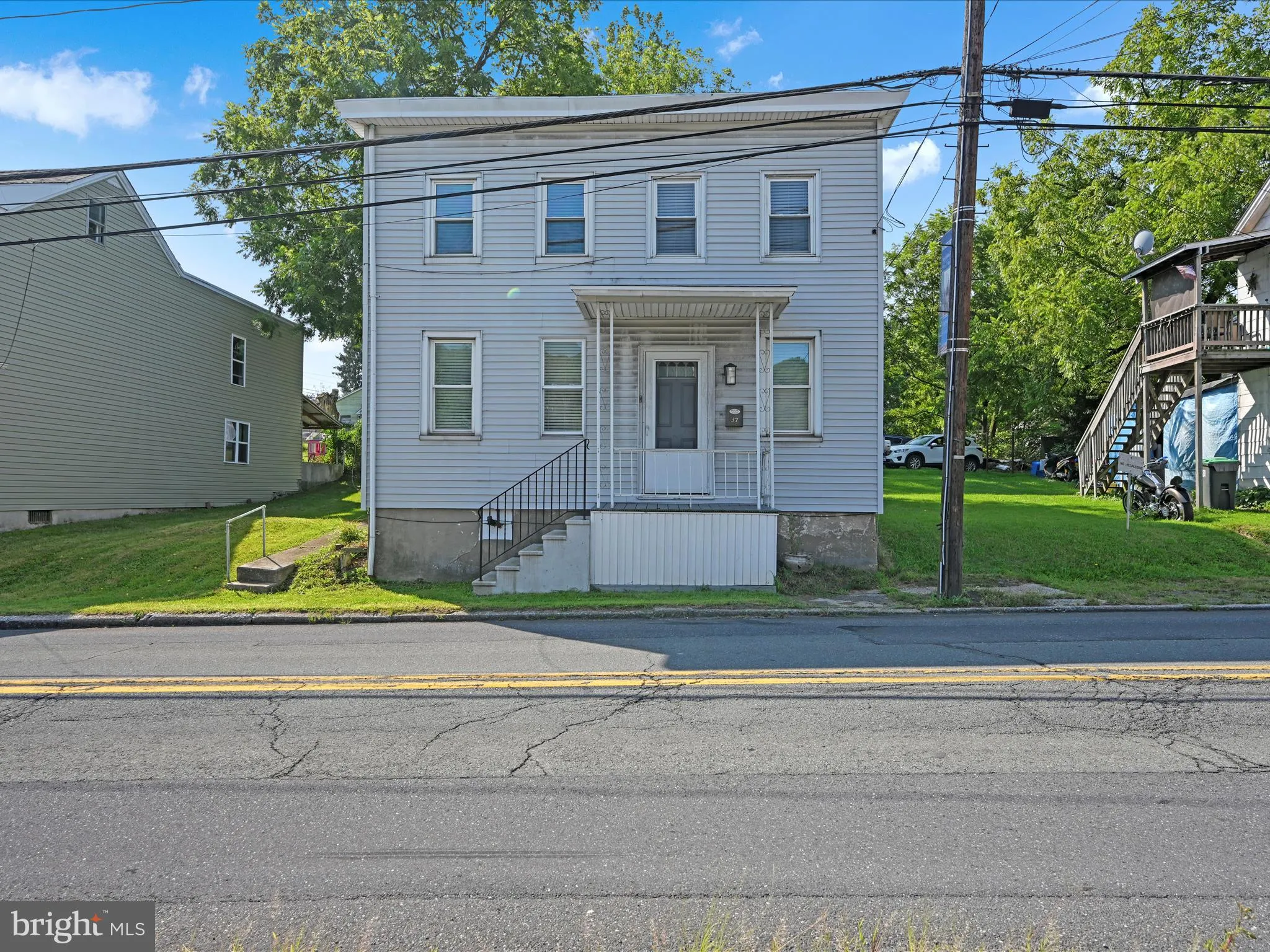 Cressona, Pennsylvania 17929, United States, 3 Bedrooms Bedrooms, ,2 BathroomsBathrooms,Residential,Active,189321