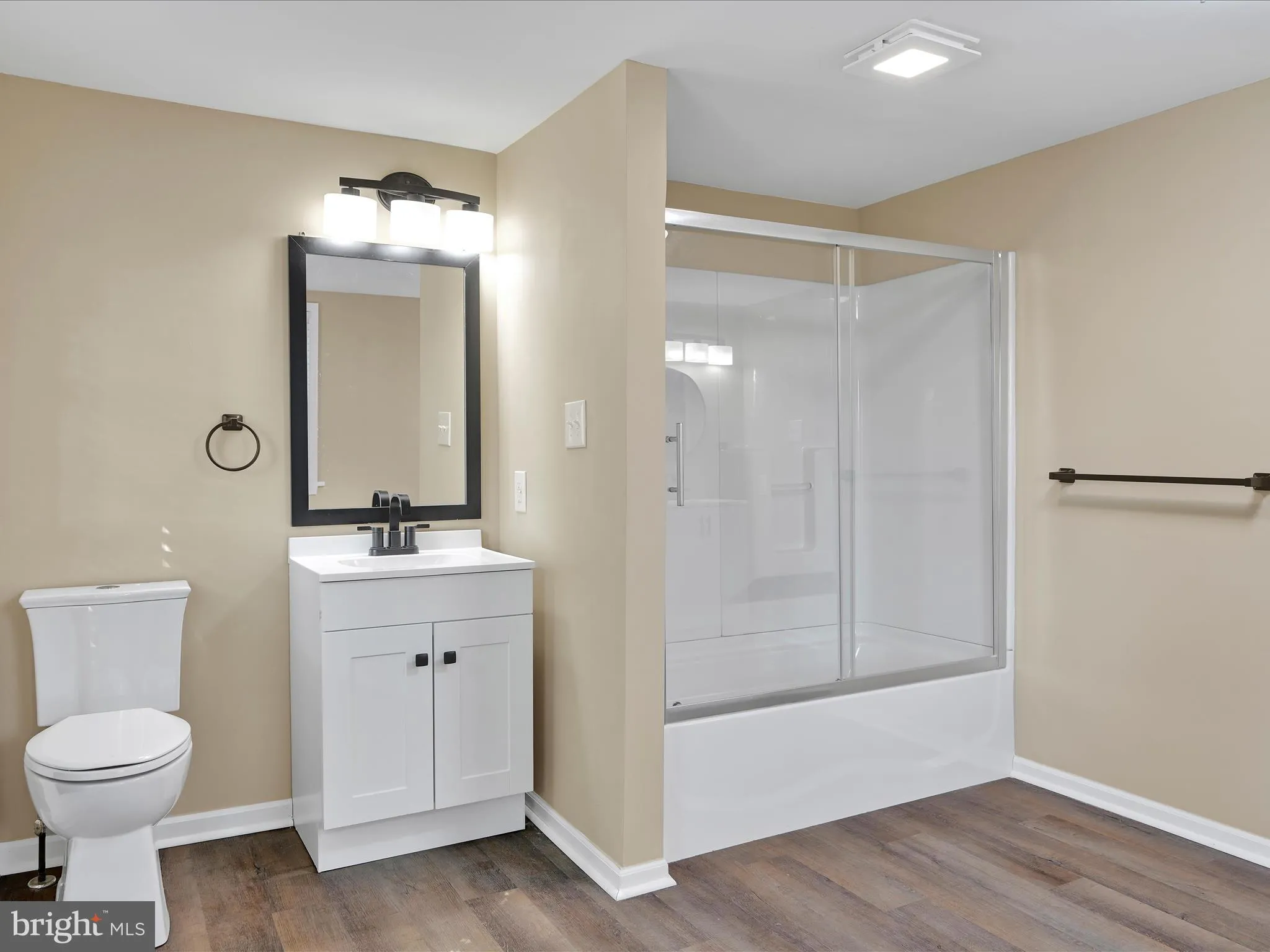 Cressona, Pennsylvania 17929, United States, 3 Bedrooms Bedrooms, ,2 BathroomsBathrooms,Residential,Active,189321