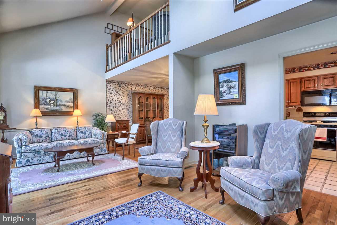 AVALONG PLACE - Residential