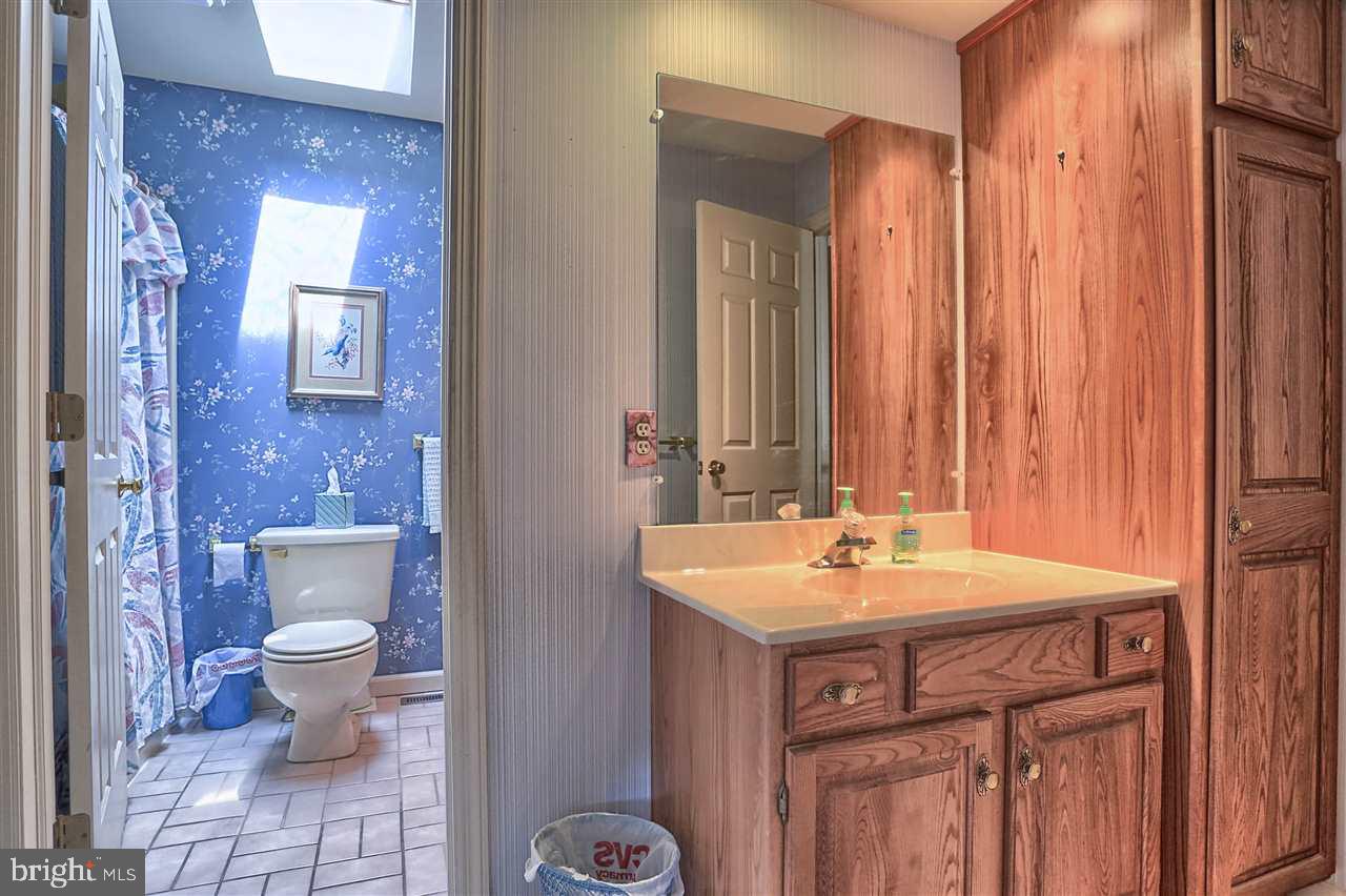 AVALONG PLACE - Residential