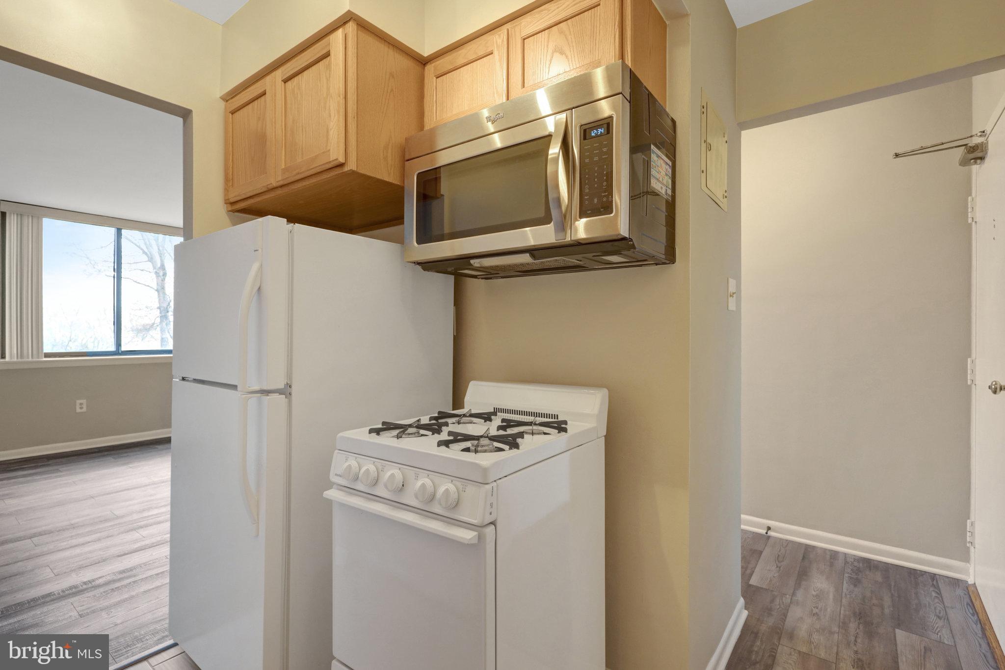 WAVERLY HILLS - Residential