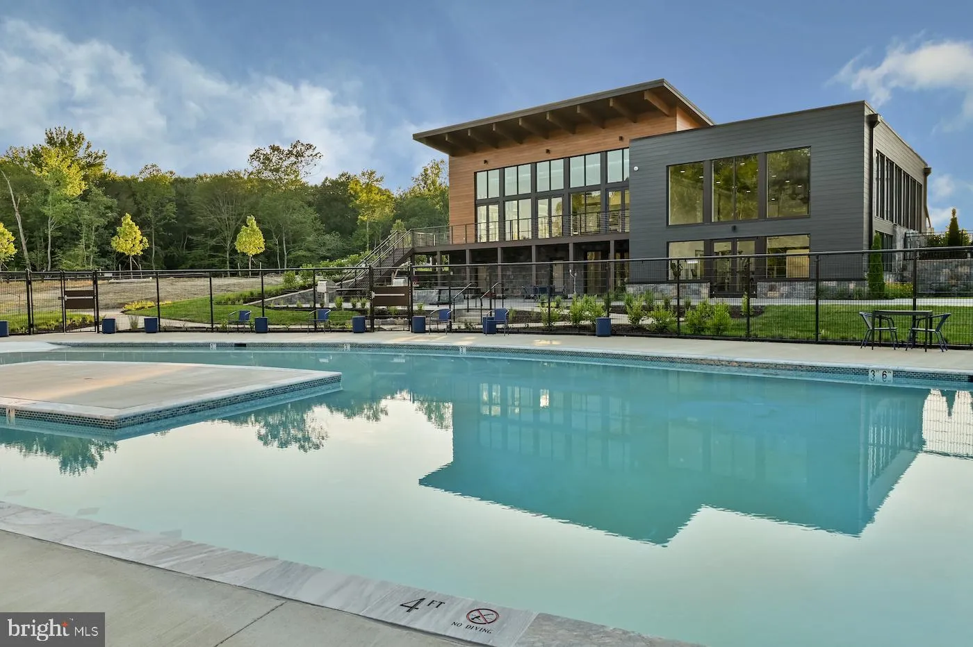 Laurel, Maryland 20724, United States, 4 Bedrooms Bedrooms, ,4 BathroomsBathrooms,Residential,Active,251938