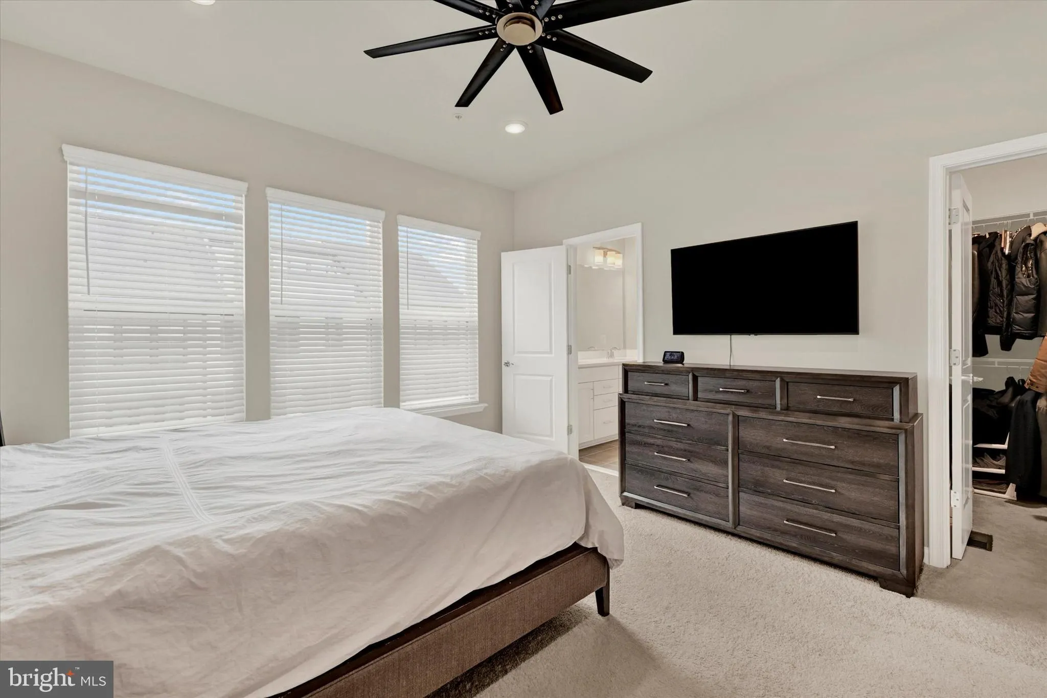 Laurel, Maryland 20724, United States, 4 Bedrooms Bedrooms, ,4 BathroomsBathrooms,Residential,Active,251938