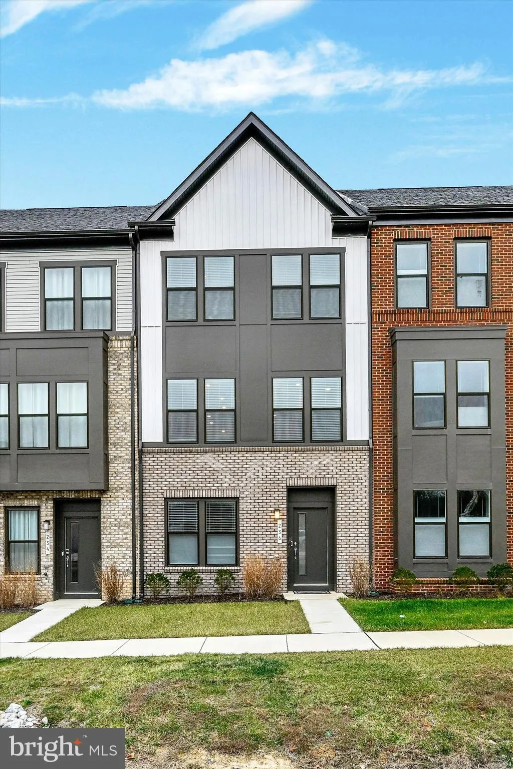 Laurel, Maryland 20724, United States, 4 Bedrooms Bedrooms, ,4 BathroomsBathrooms,Residential,Active,251938