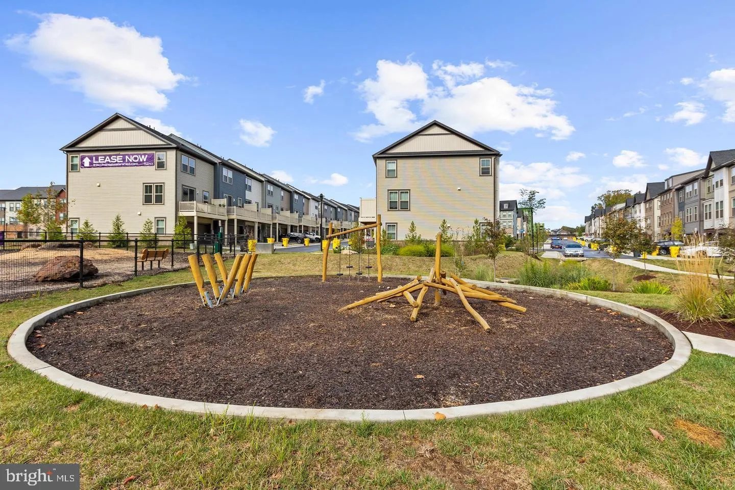 Laurel, Maryland 20724, United States, 4 Bedrooms Bedrooms, ,4 BathroomsBathrooms,Residential,Active,251938