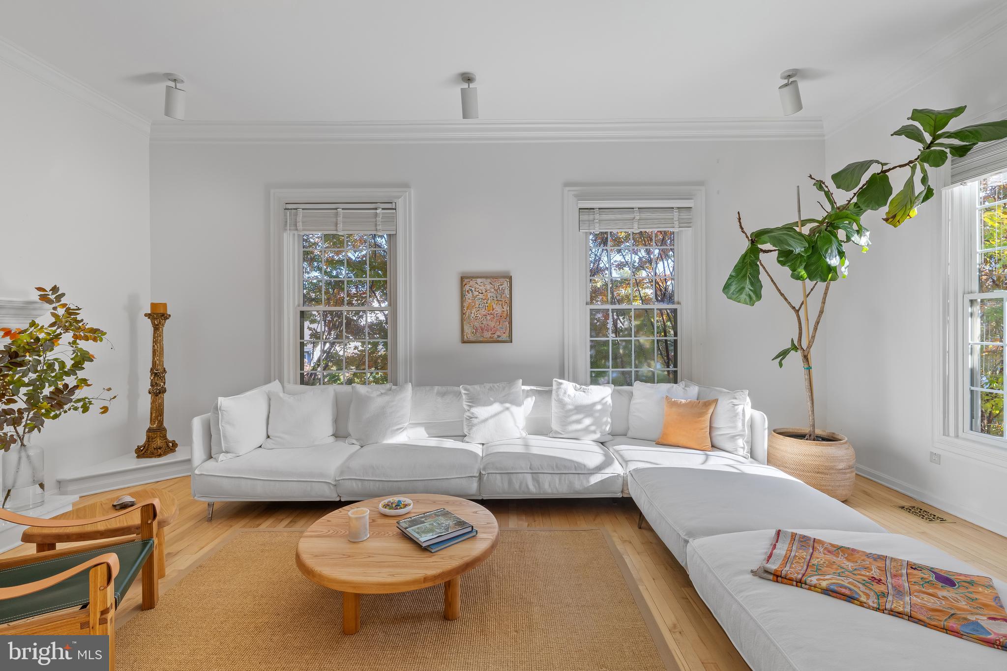 SOUTHGATE HARBOR - Residential