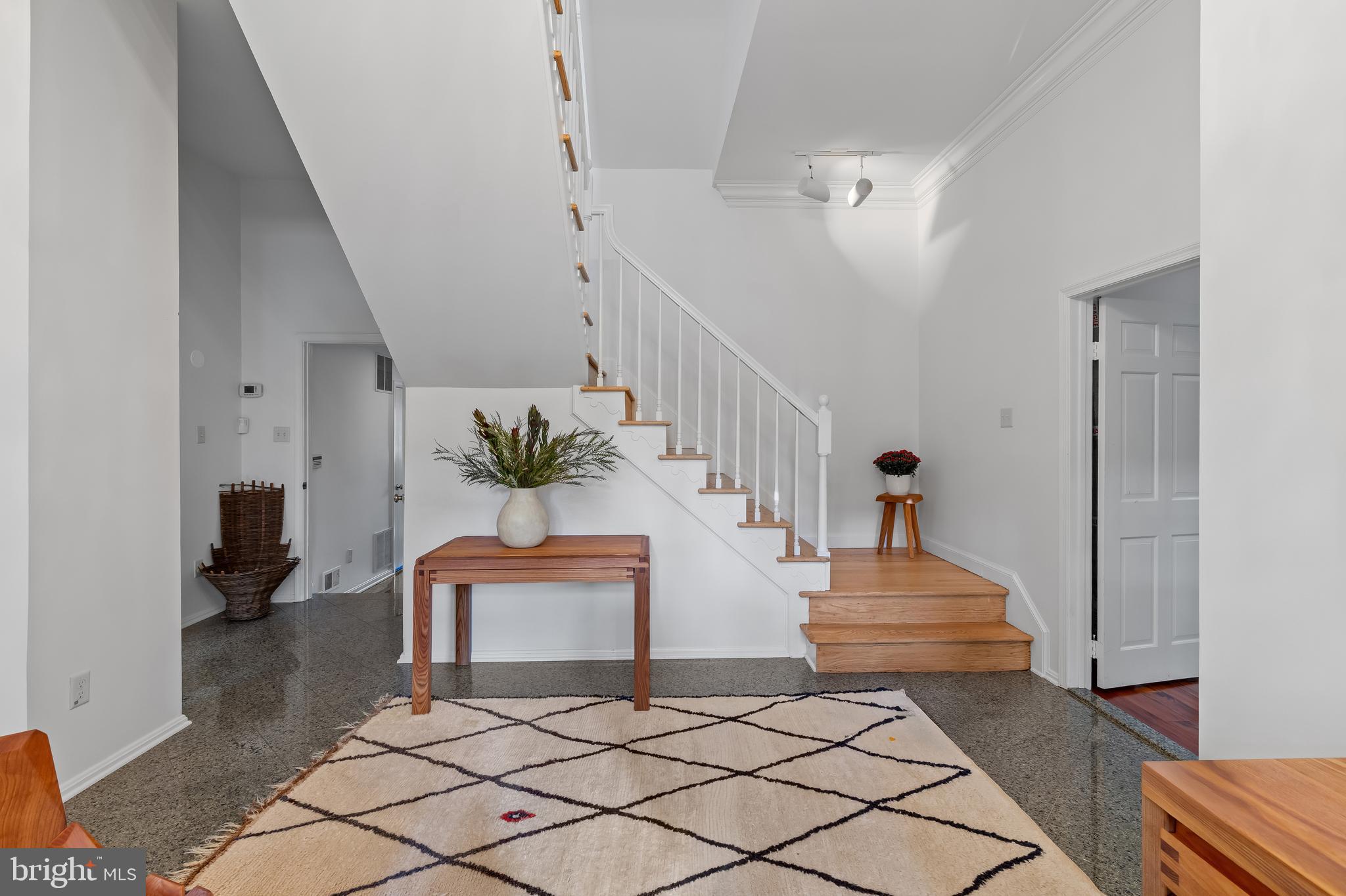 SOUTHGATE HARBOR - Residential