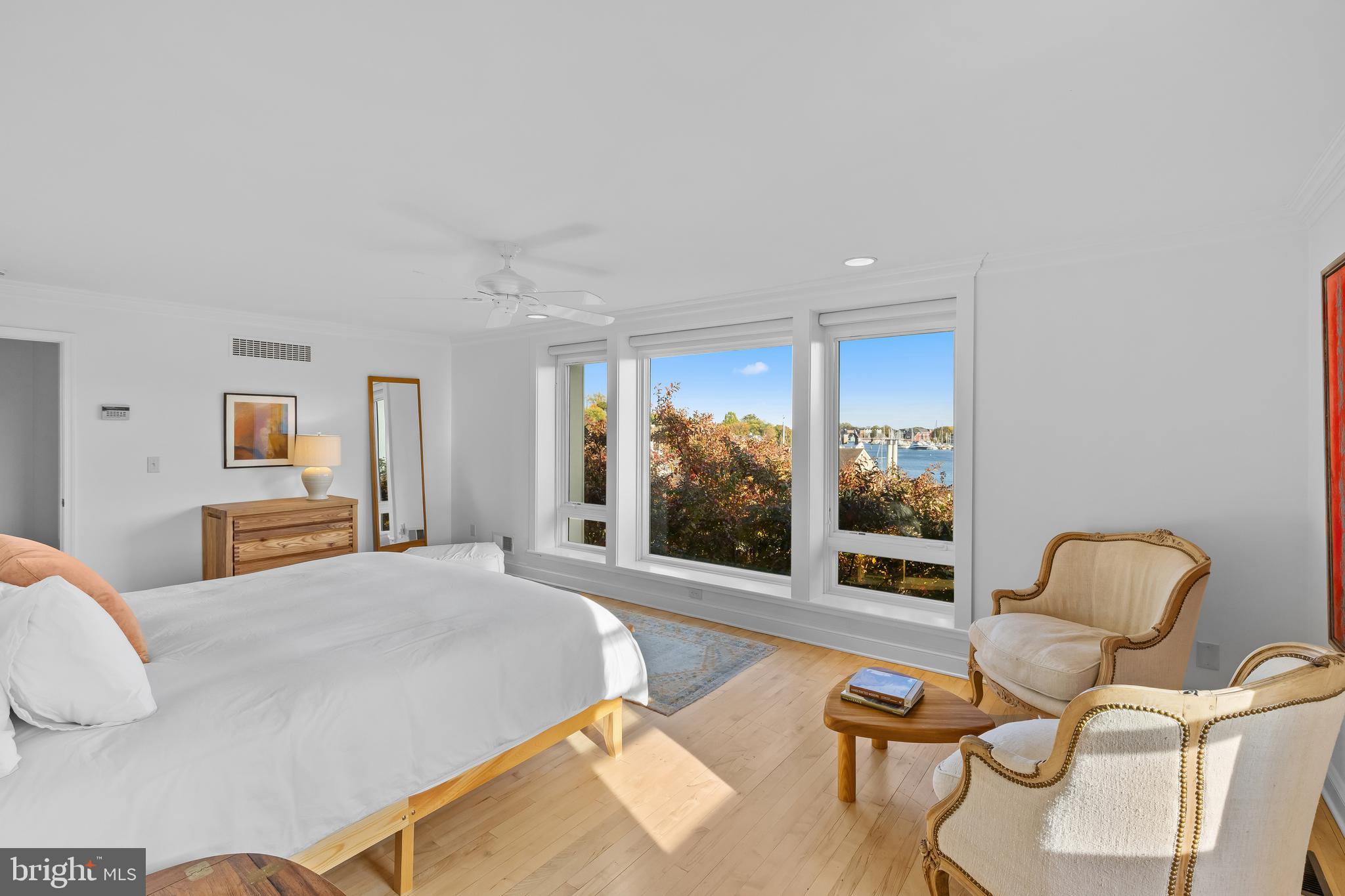 SOUTHGATE HARBOR - Residential