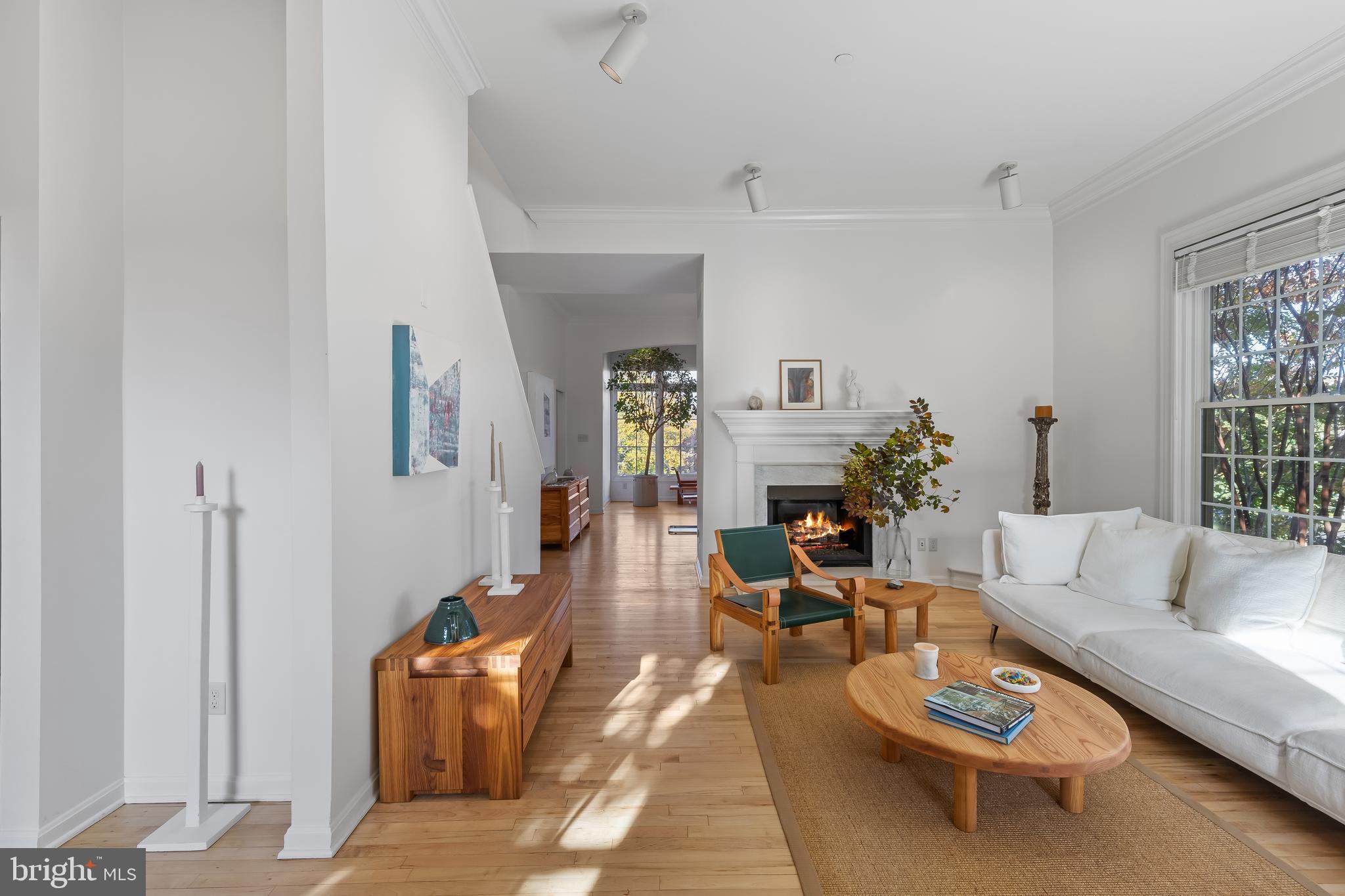 SOUTHGATE HARBOR - Residential