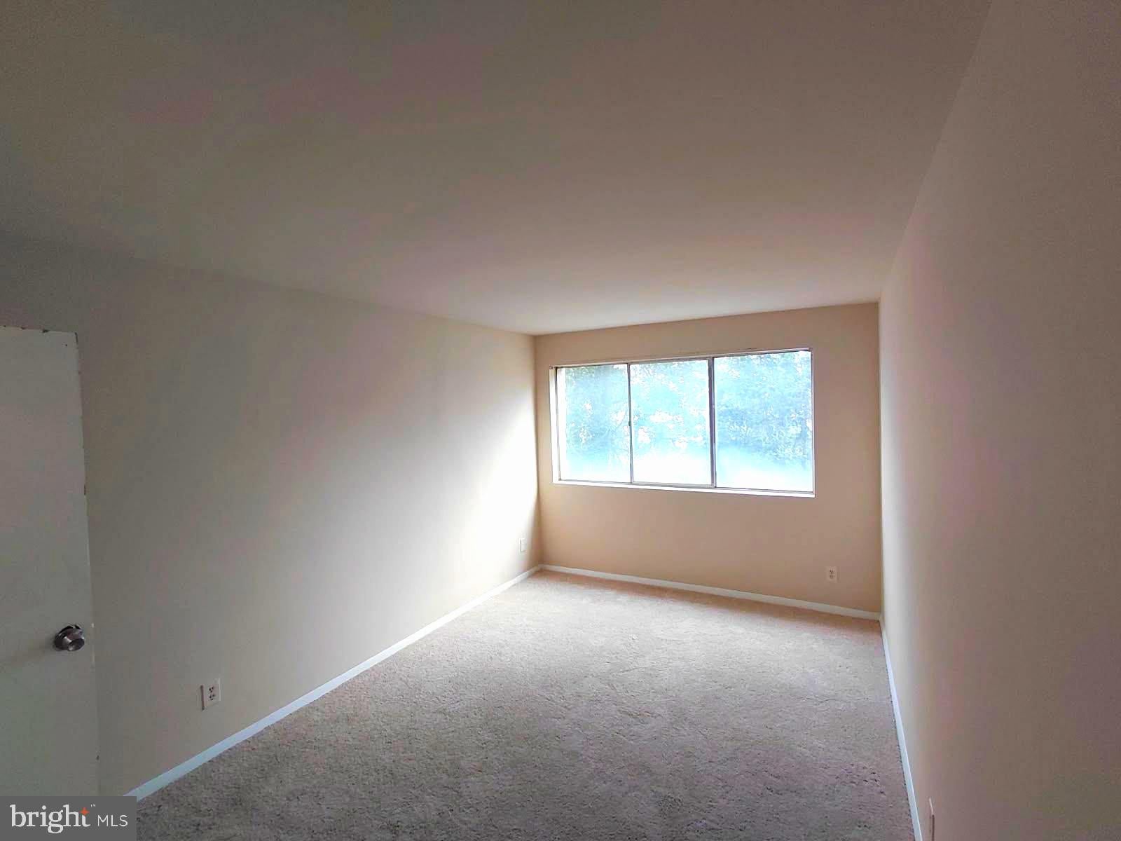 401 ARMISTEAD STREET 205