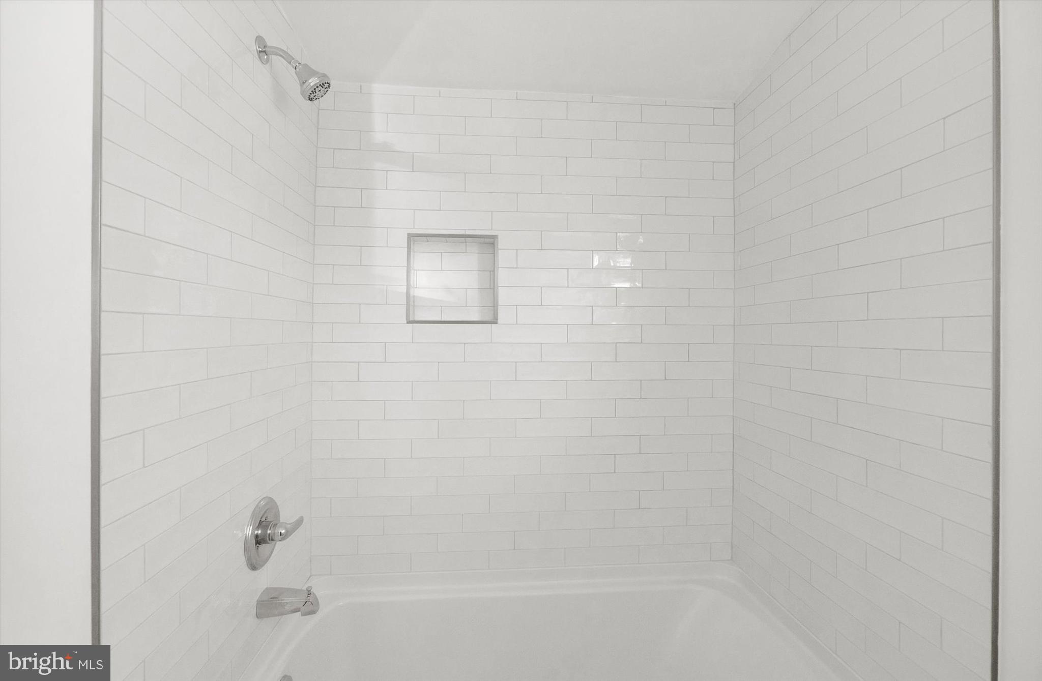 WOODMOOR ESTATES - Residential