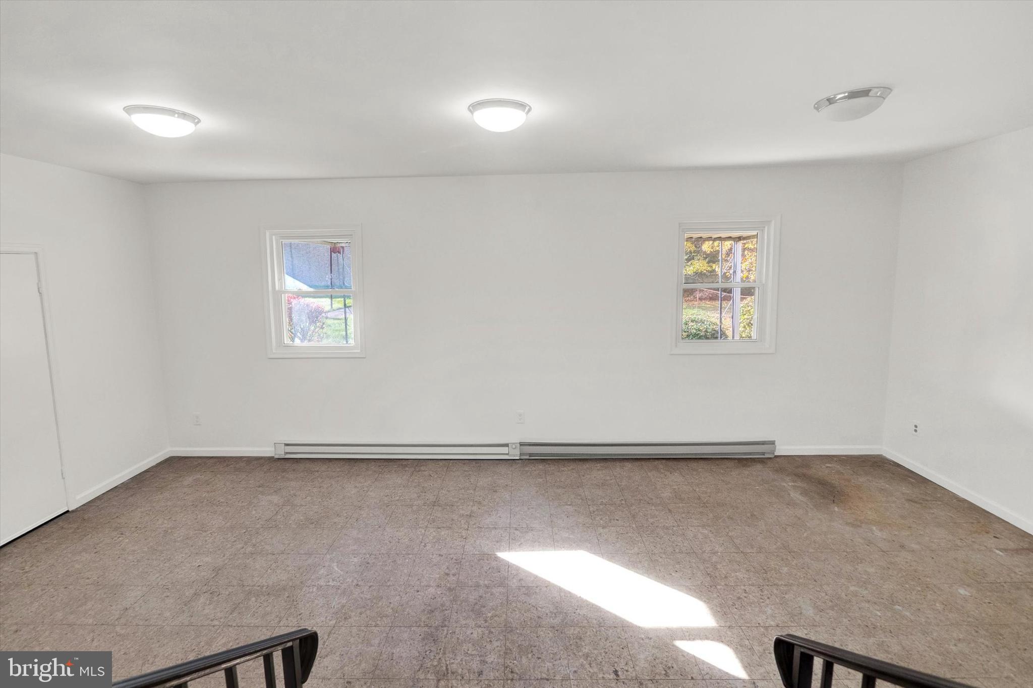 WOODMOOR ESTATES - Residential