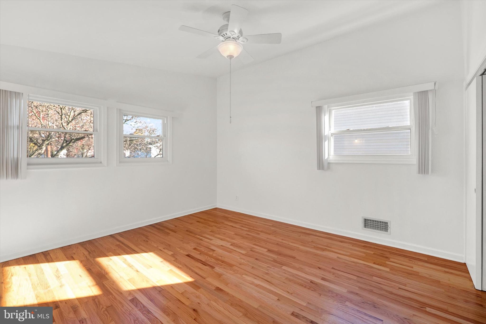 WOODMOOR ESTATES - Residential