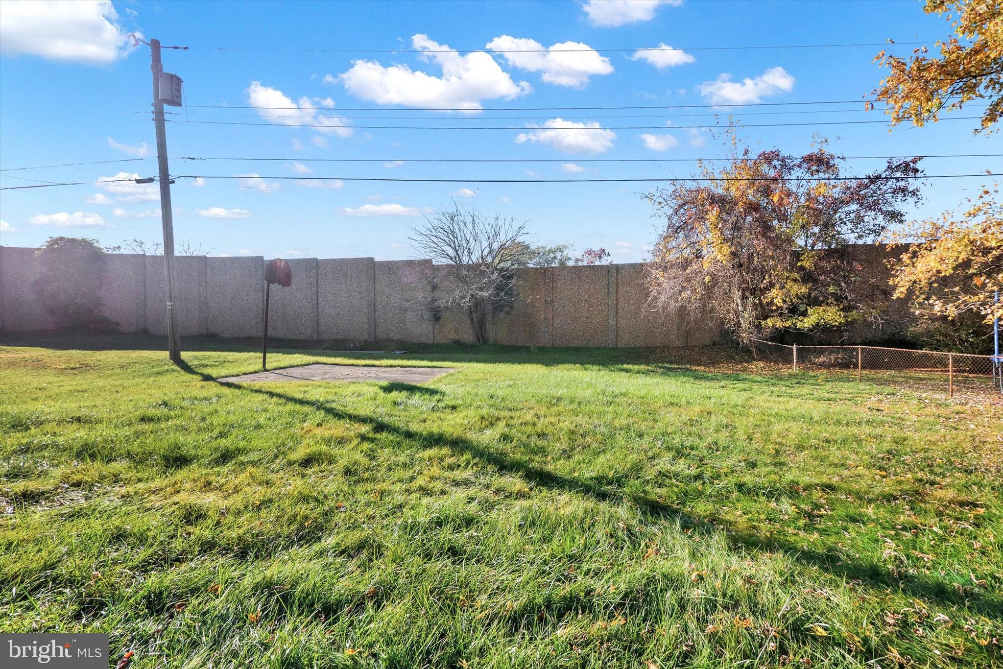 WOODMOOR ESTATES - Residential