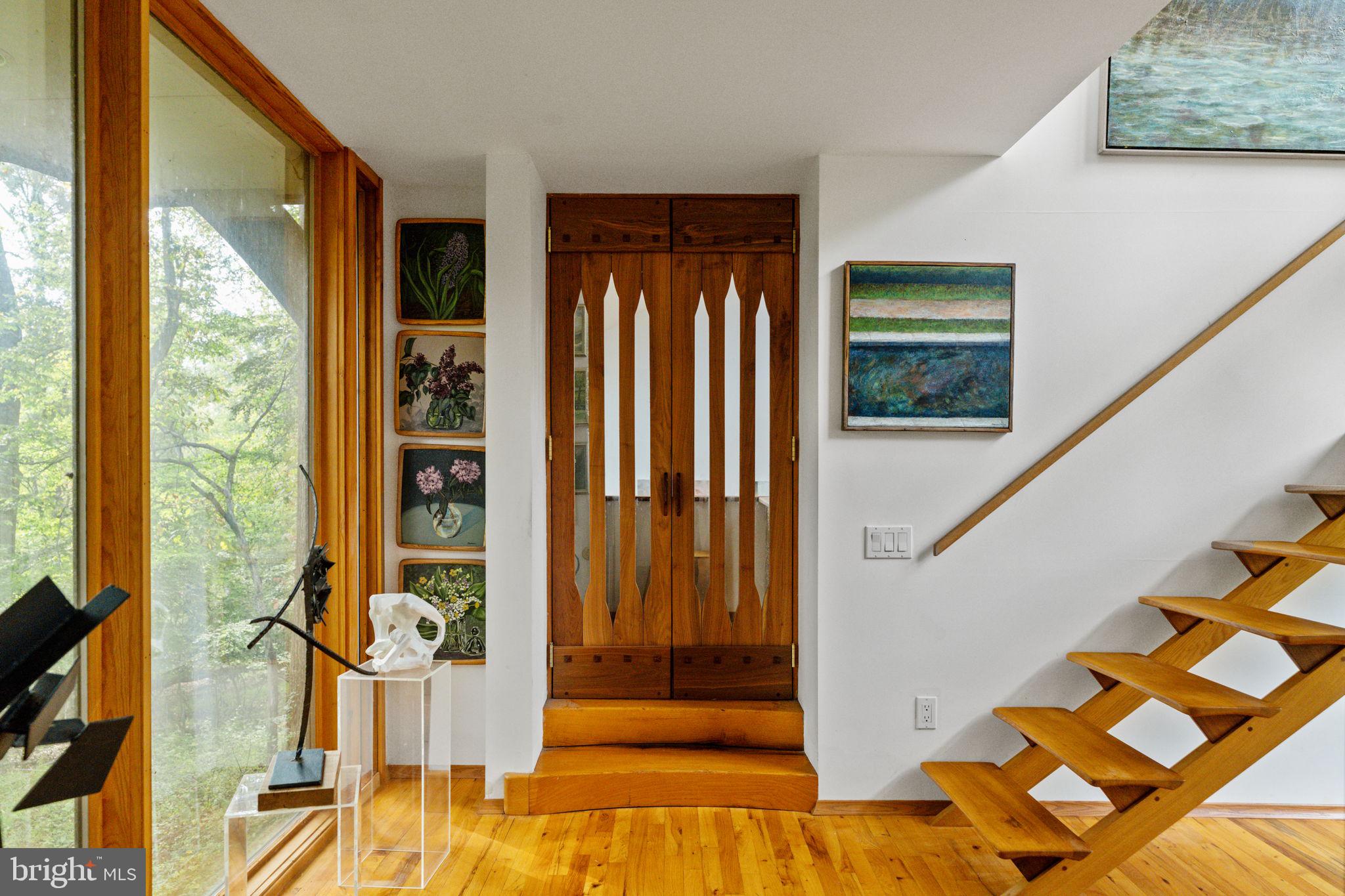 RADNOR HUNT - Residential