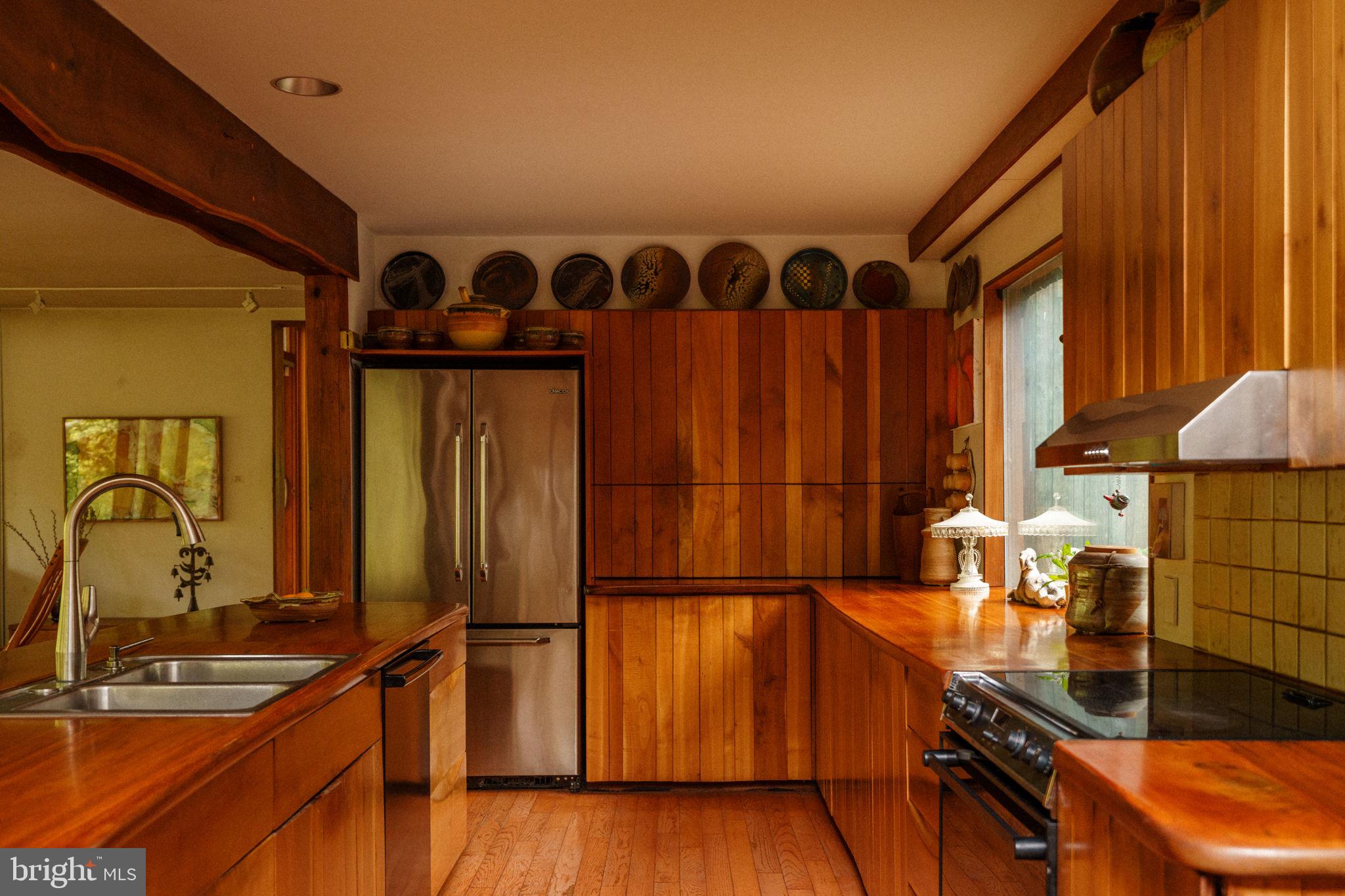 RADNOR HUNT - Residential