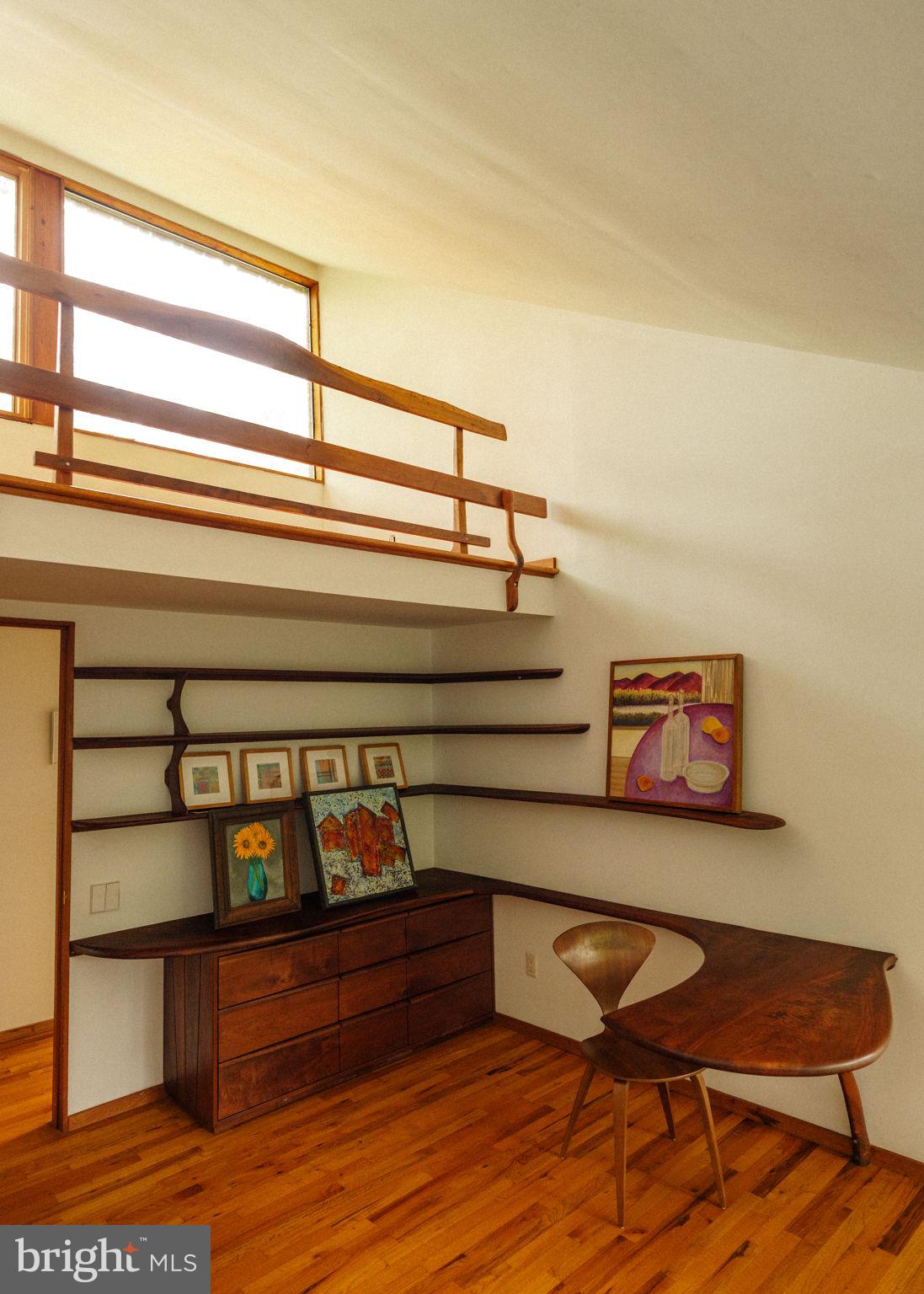 RADNOR HUNT - Residential