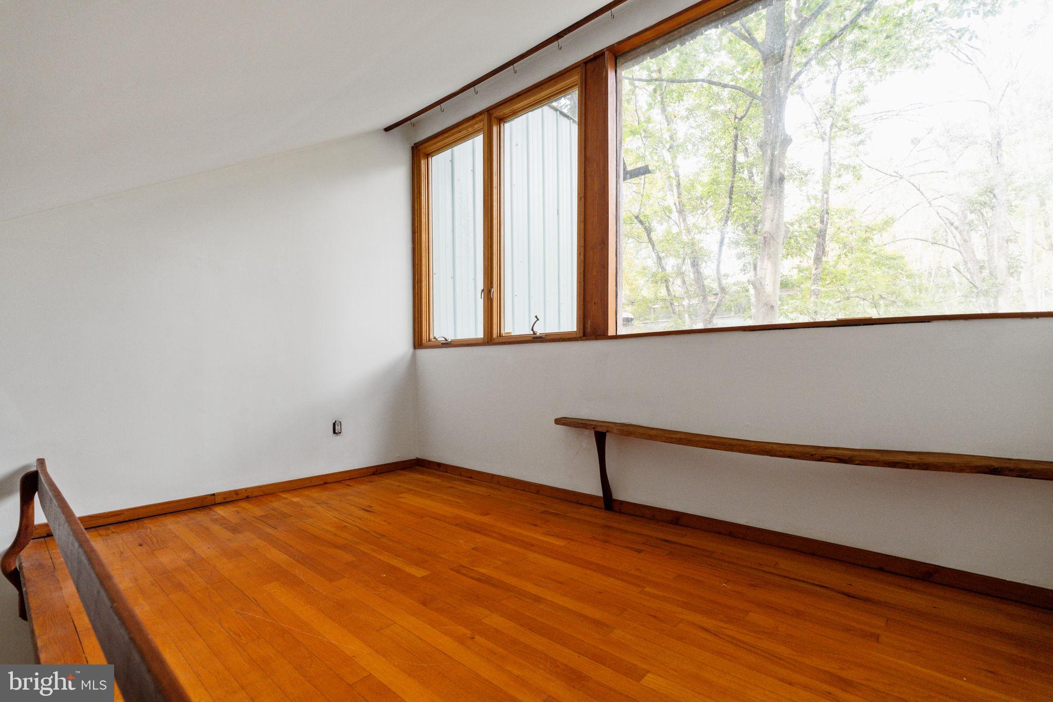 RADNOR HUNT - Residential