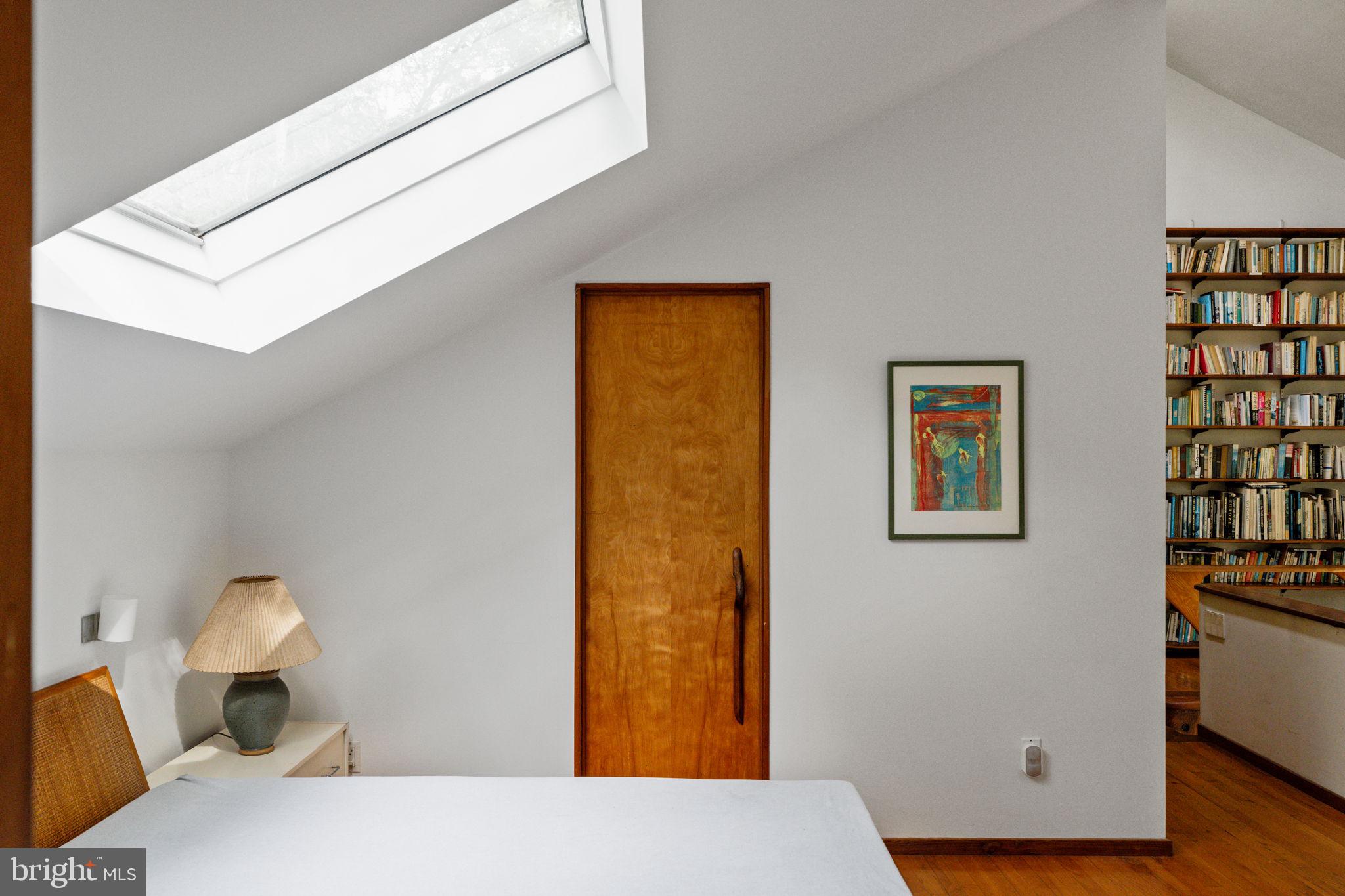 RADNOR HUNT - Residential