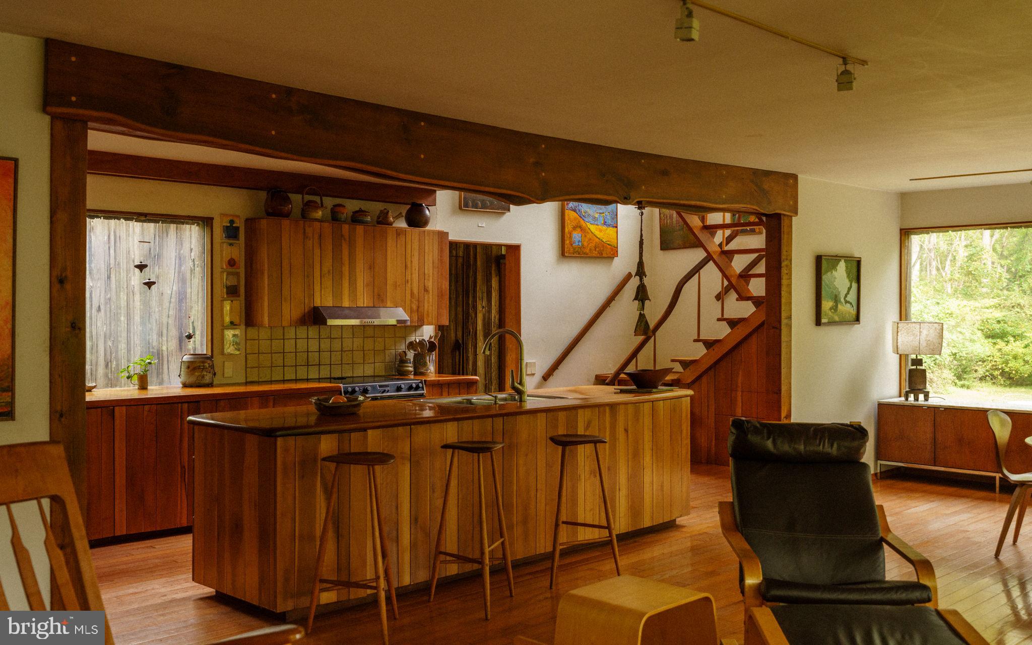 RADNOR HUNT - Residential