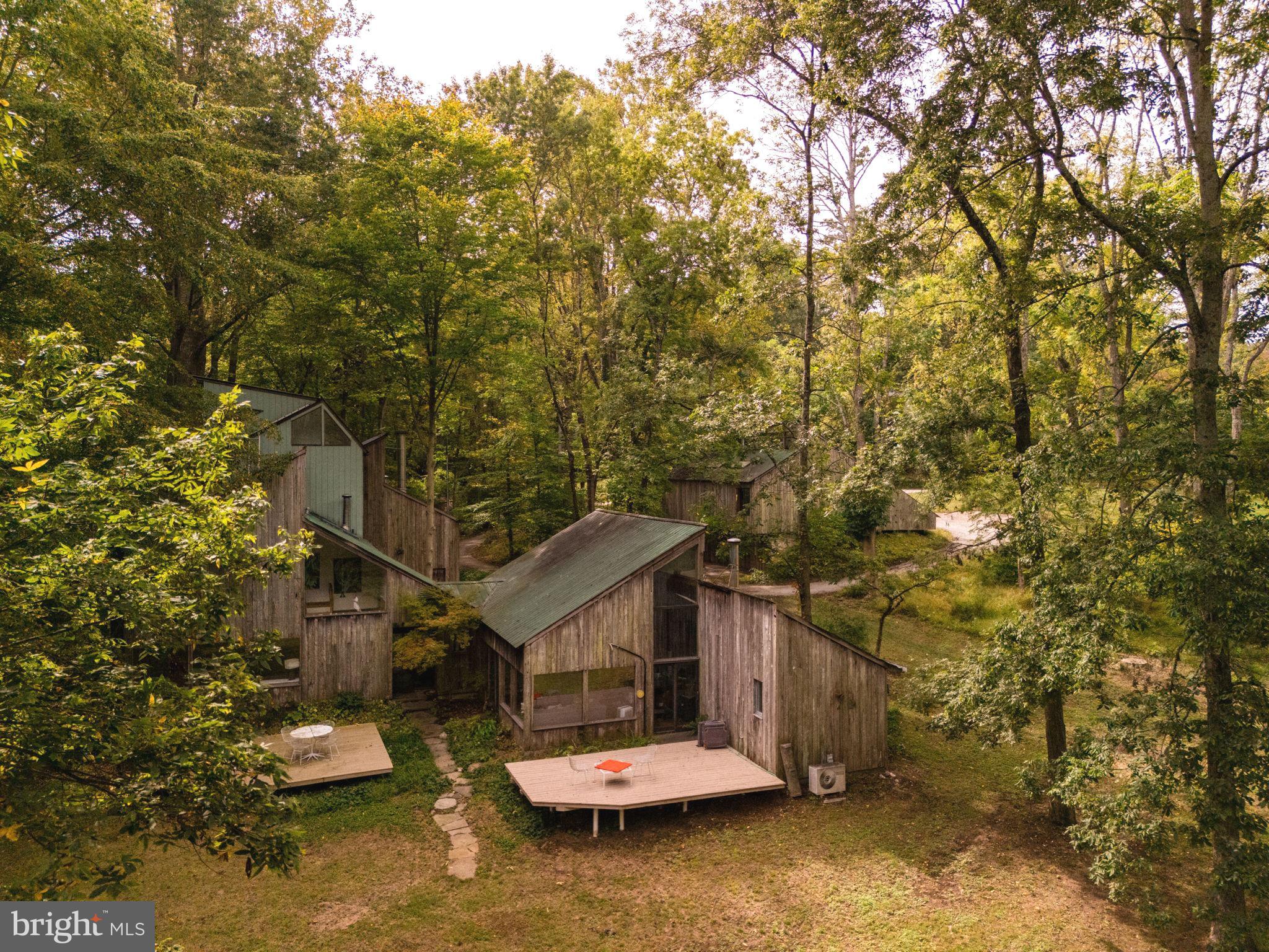 RADNOR HUNT - Residential