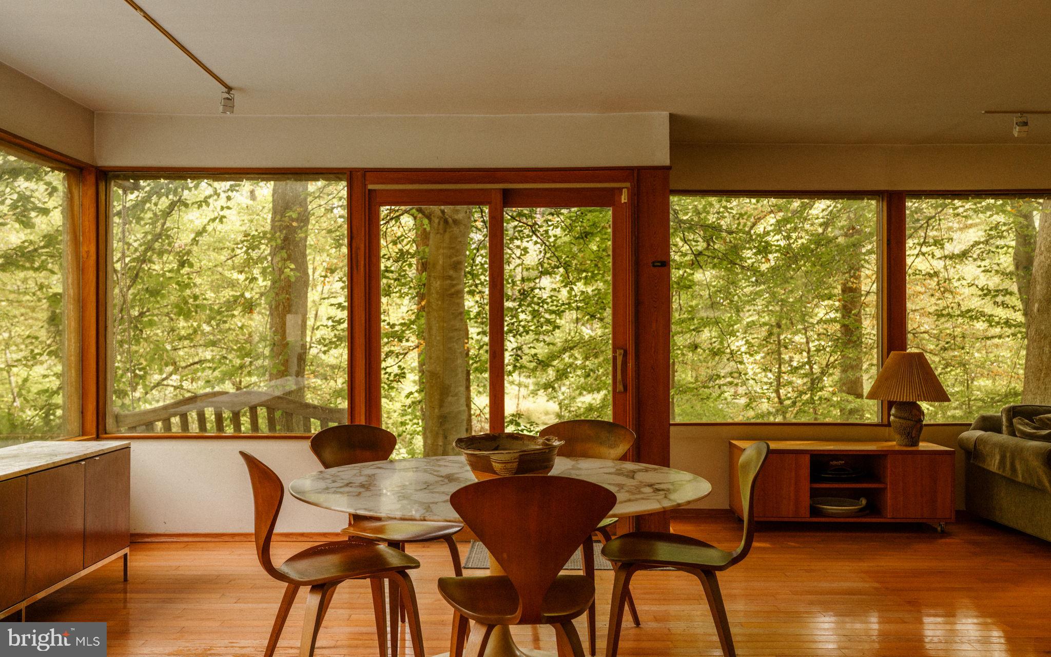 RADNOR HUNT - Residential