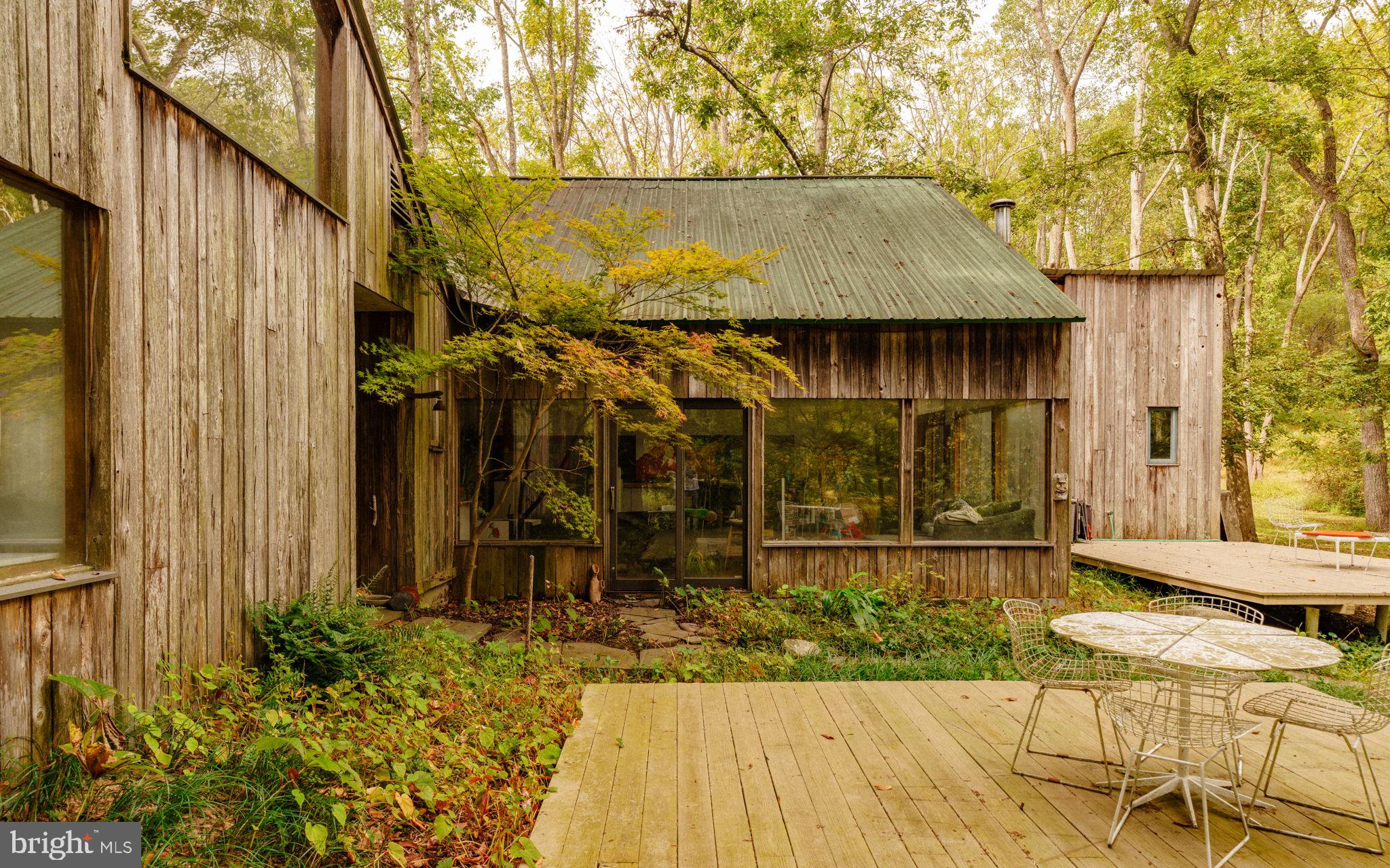 RADNOR HUNT - Residential