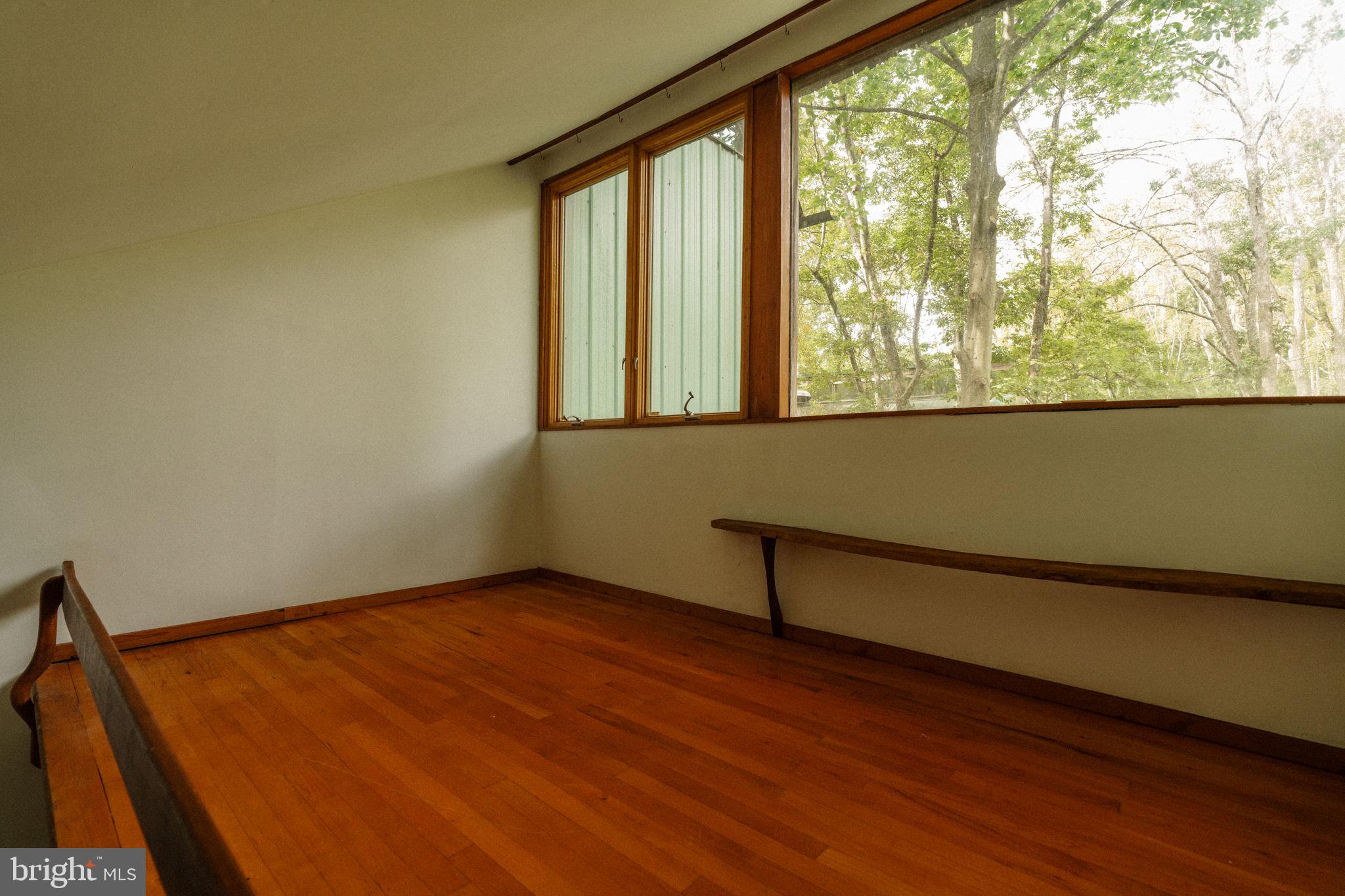 RADNOR HUNT - Residential